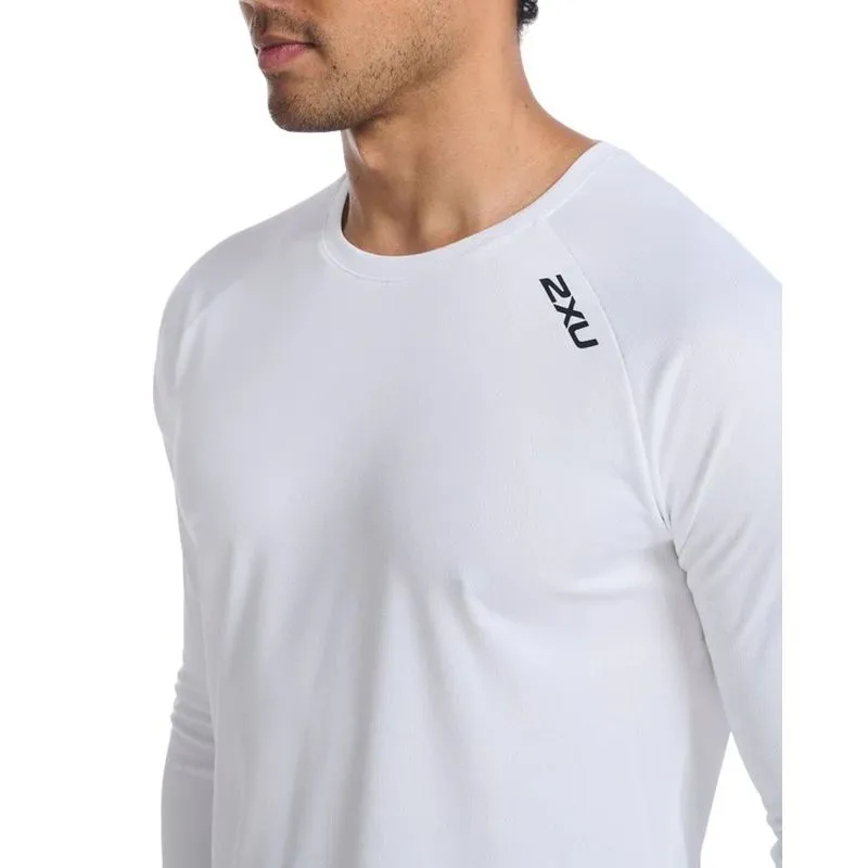2XU Mens Aspire Longsleeve Running Top Chic and Soft Comfortable Wear
