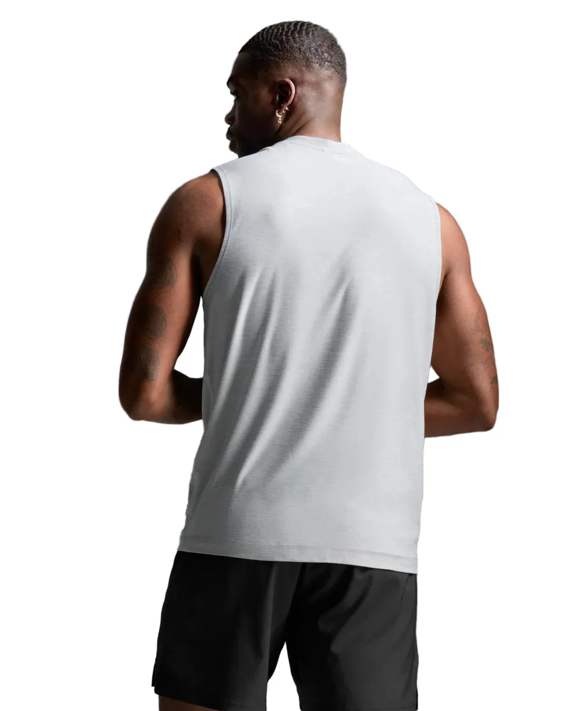 2XU Mens Signature Soft Jersey Training Tank Trendy Piece Adjustable Hem