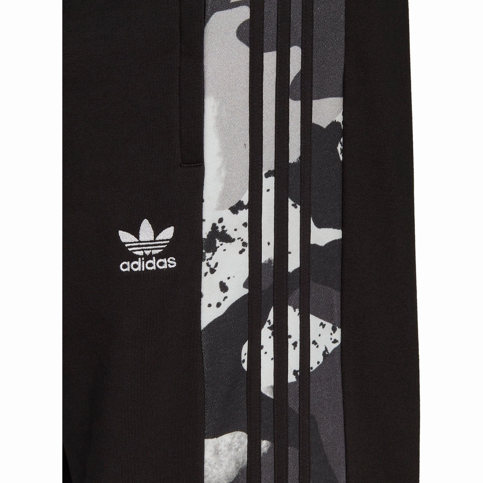 adidas Camo 3 Stripes Mens Training Shorts - Black Silicone Gripper Strips