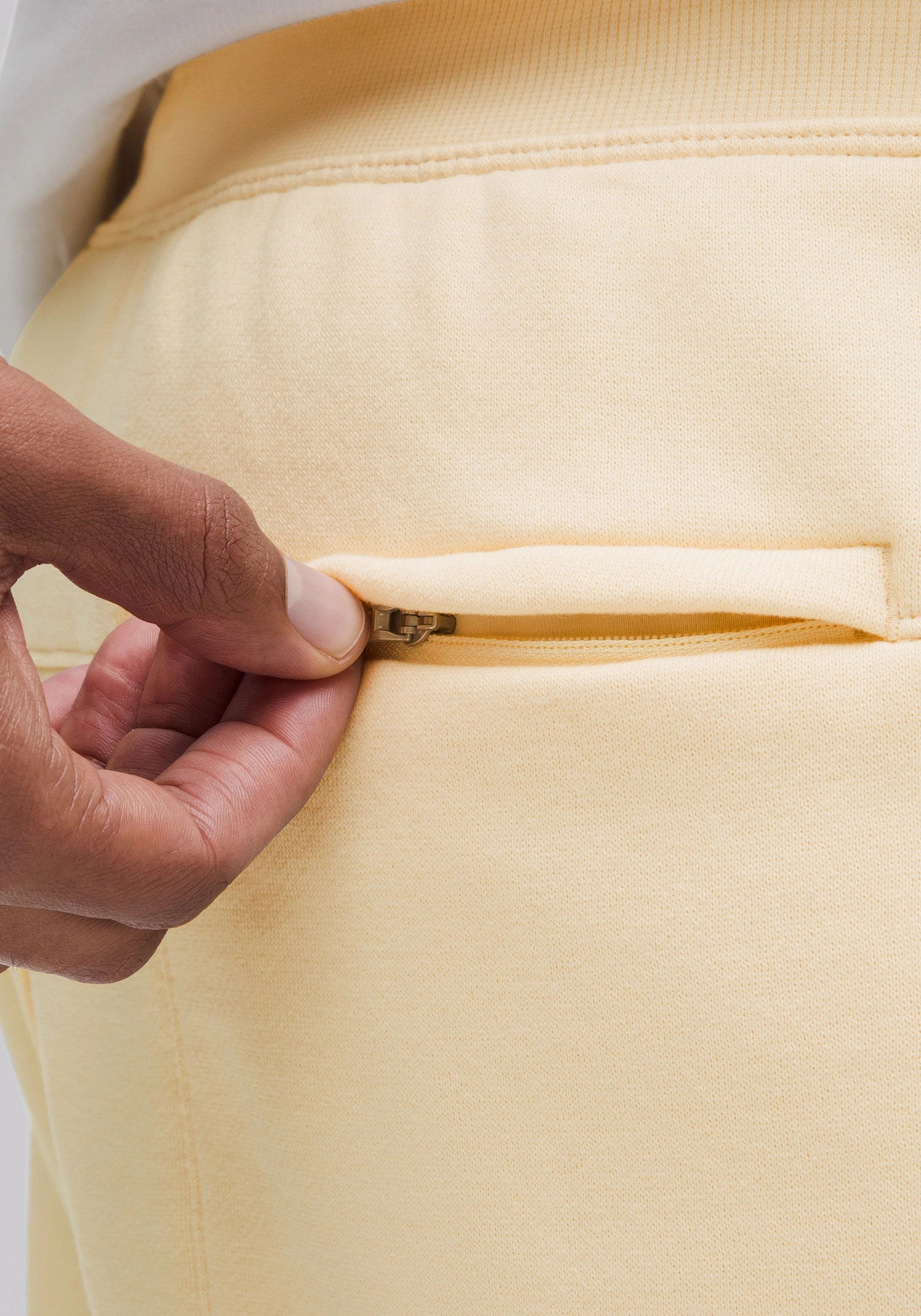 BreathableWebbing Steady State Classic-Fit Short 5"