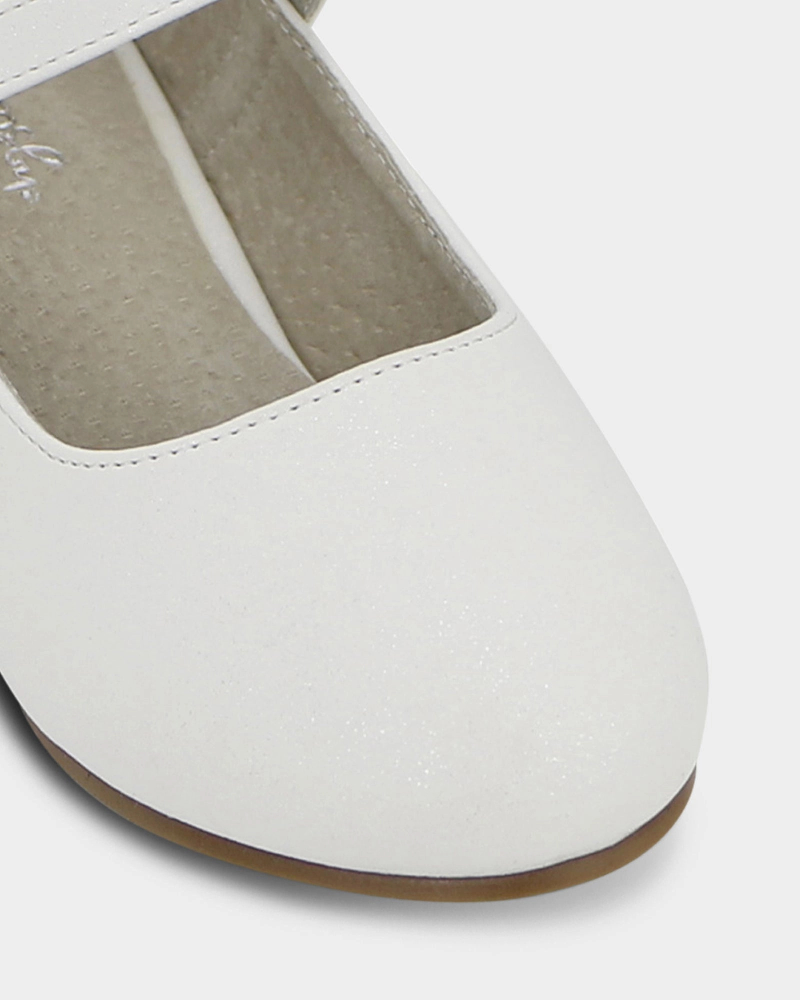 leisure time Ramona White Shimmer