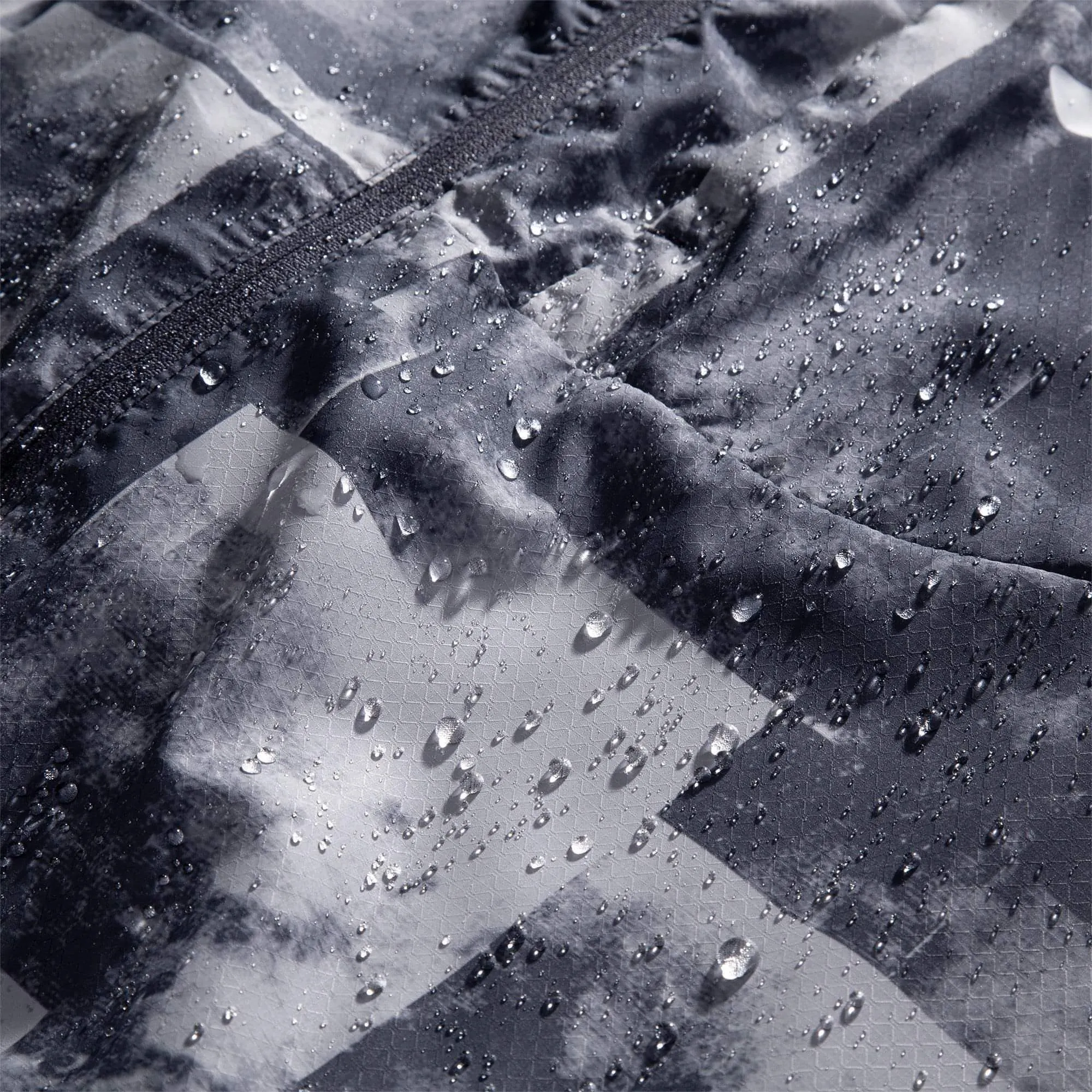 Give Work Ready Brooks Canopy Mens Running Jacket - Grey