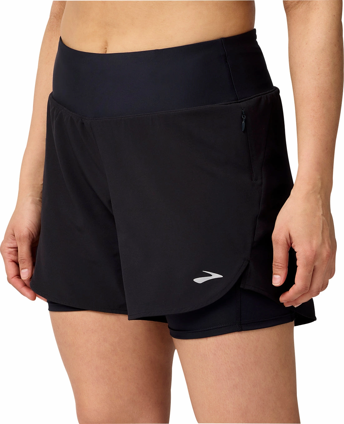 Brooks 5 Inch Chaser 2 In 1 Womens Running Shorts - Black Stretchy Hemline skateboarding gear
