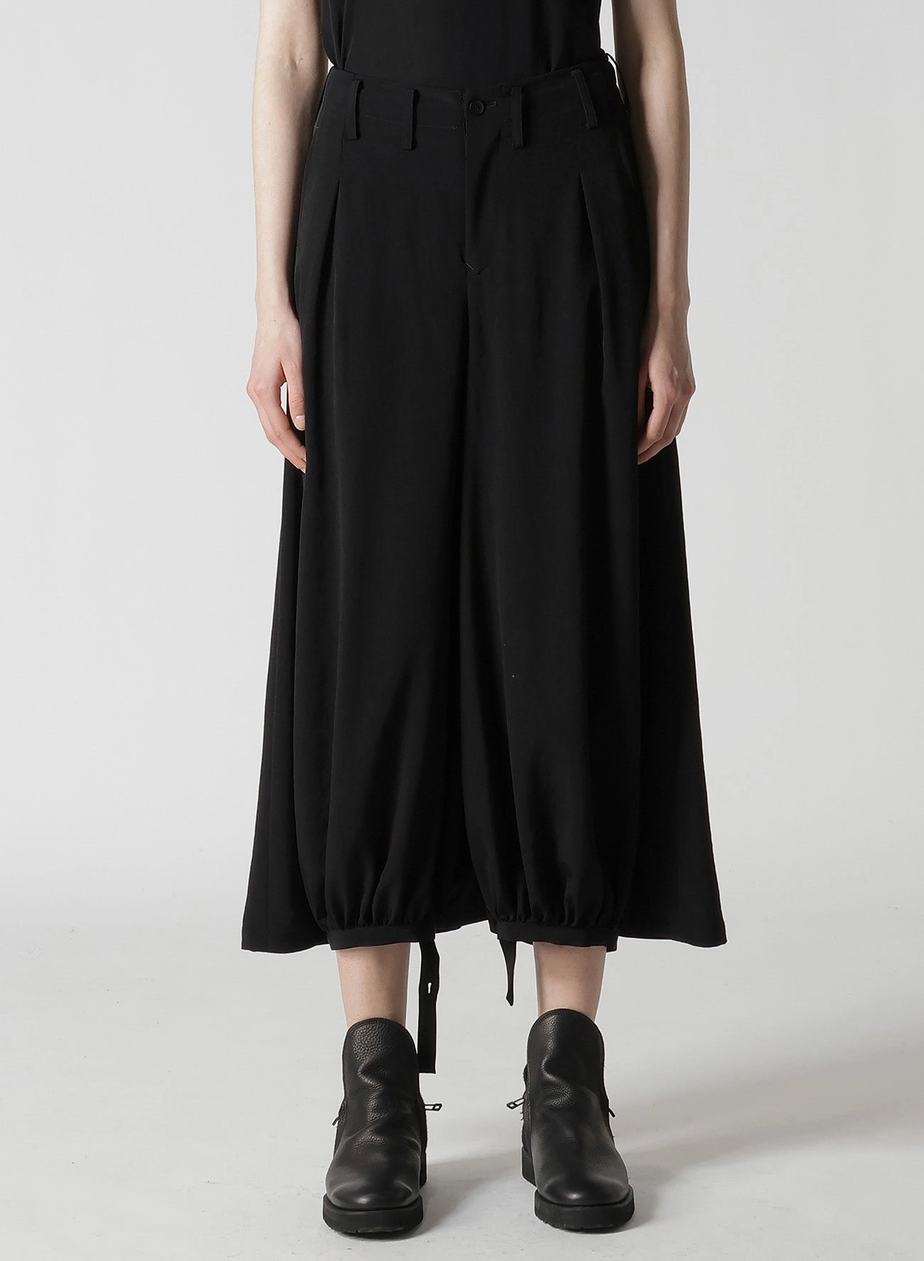 TA/PE CREPE DE CHINE F GATHERED PANTS Soft Design