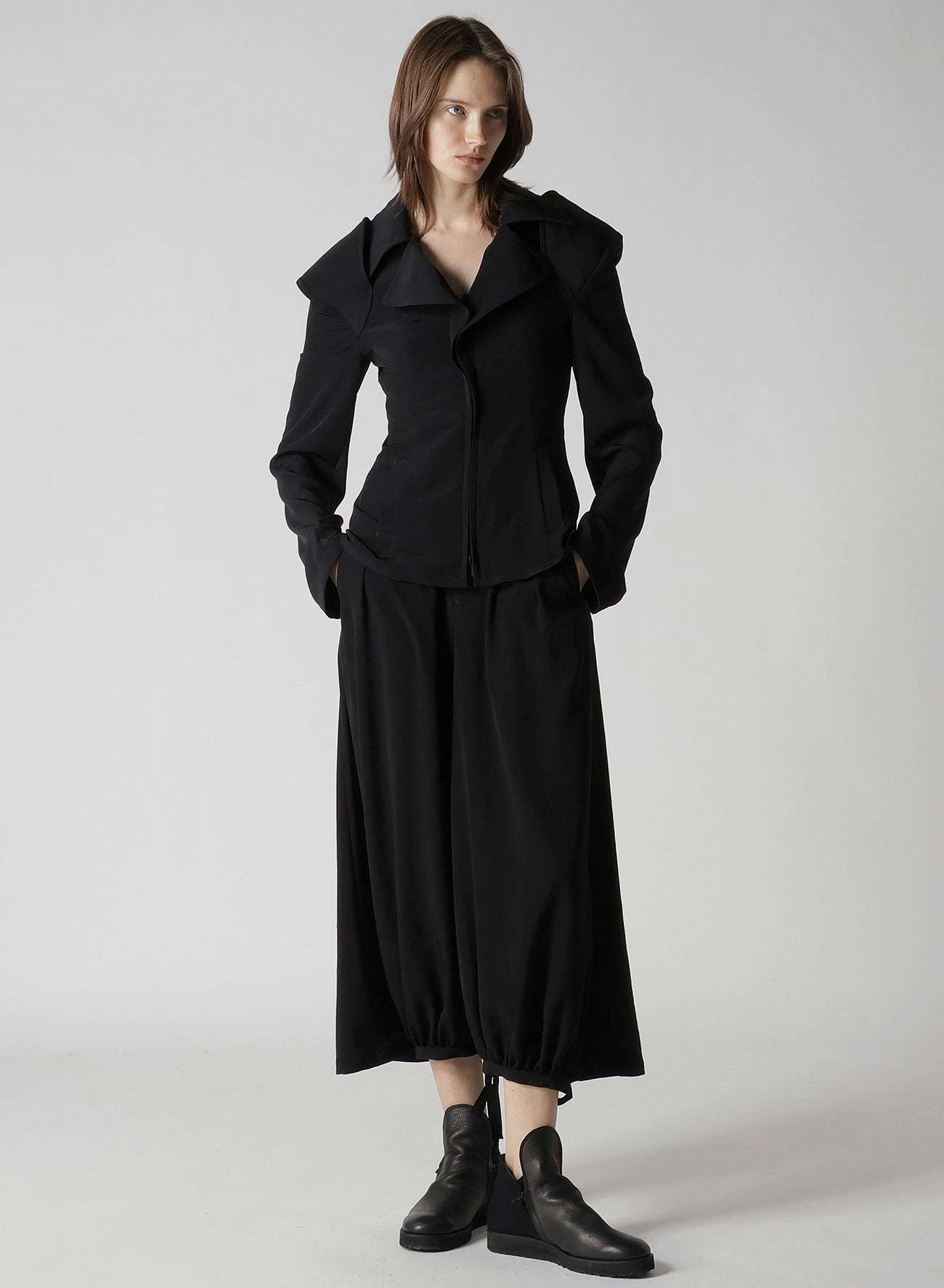 SnagFreeFabric Flexible Gusset TA/PE CREPE DE CHINE F GATHERED PANTS