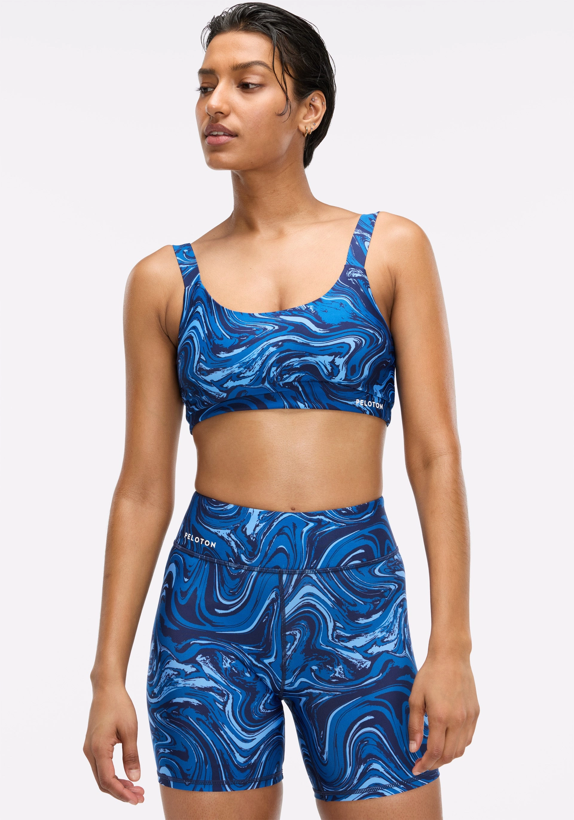 Stretch stitching seams Versatile Support DuoKnit Scoop Neck Bra