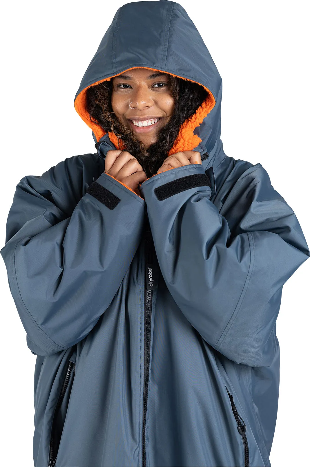 Dryrobe Advance Long Sleeve Changing Robe - Grey Low Energy Minimal Fit