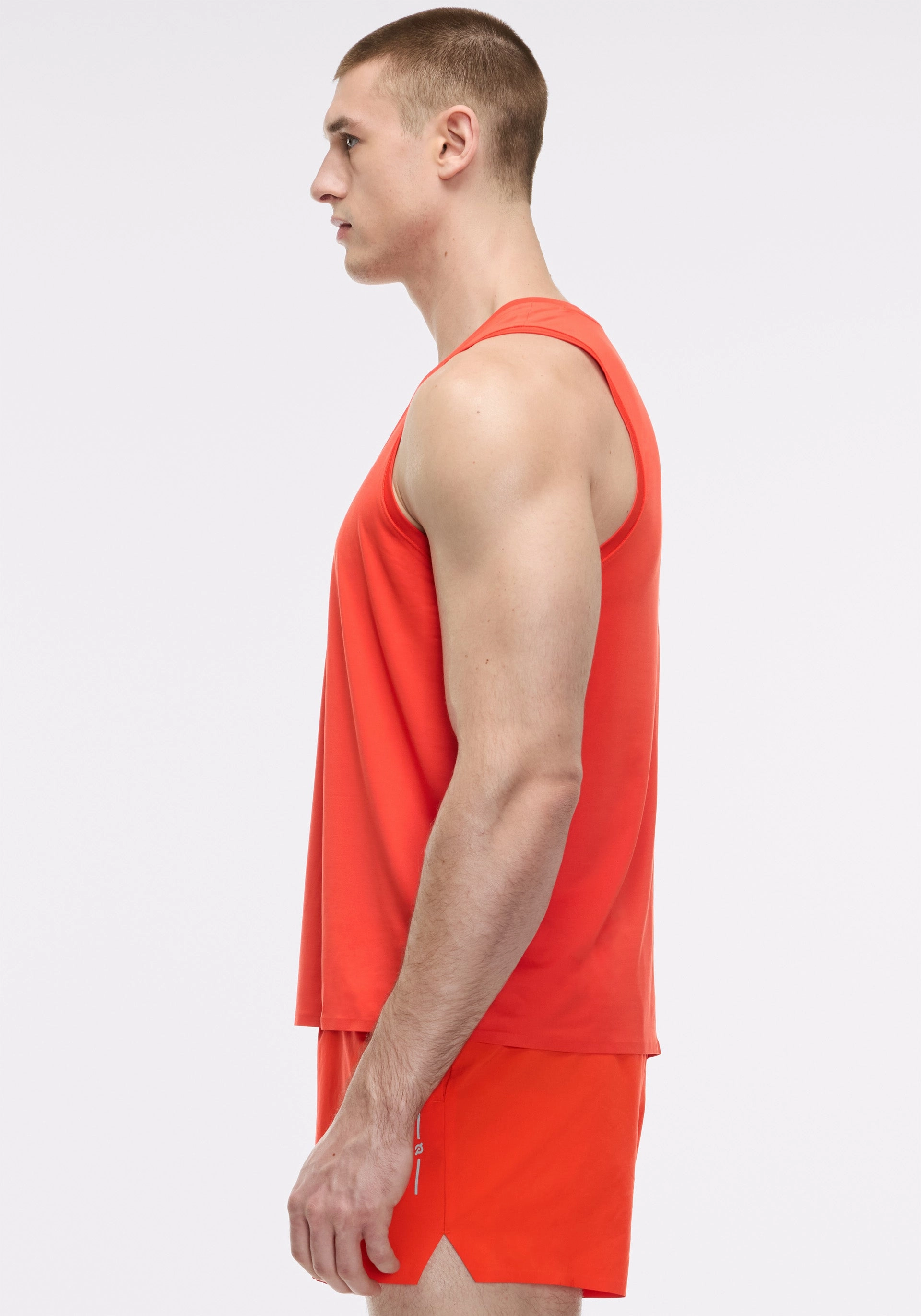 Compact Storage Feature Red Tomato Run Set