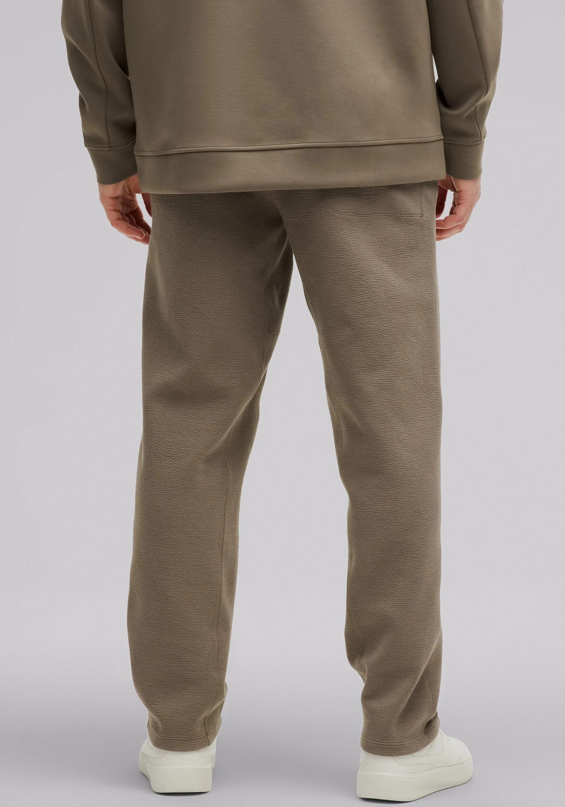 Versatile Waist Textured Spacer Classic-Tapered Pant