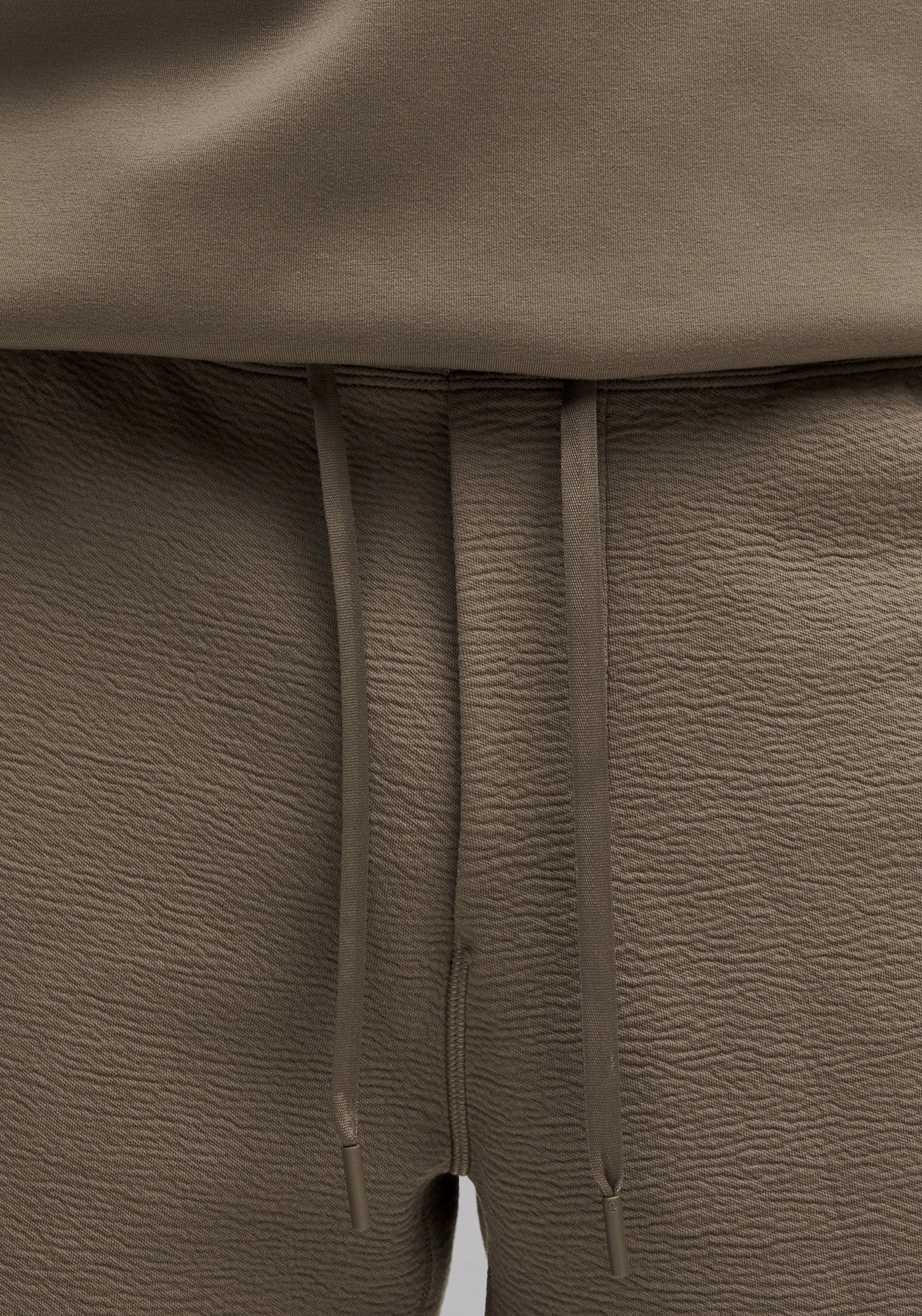 Textured Spacer Classic-Tapered Pant Comfort Wear