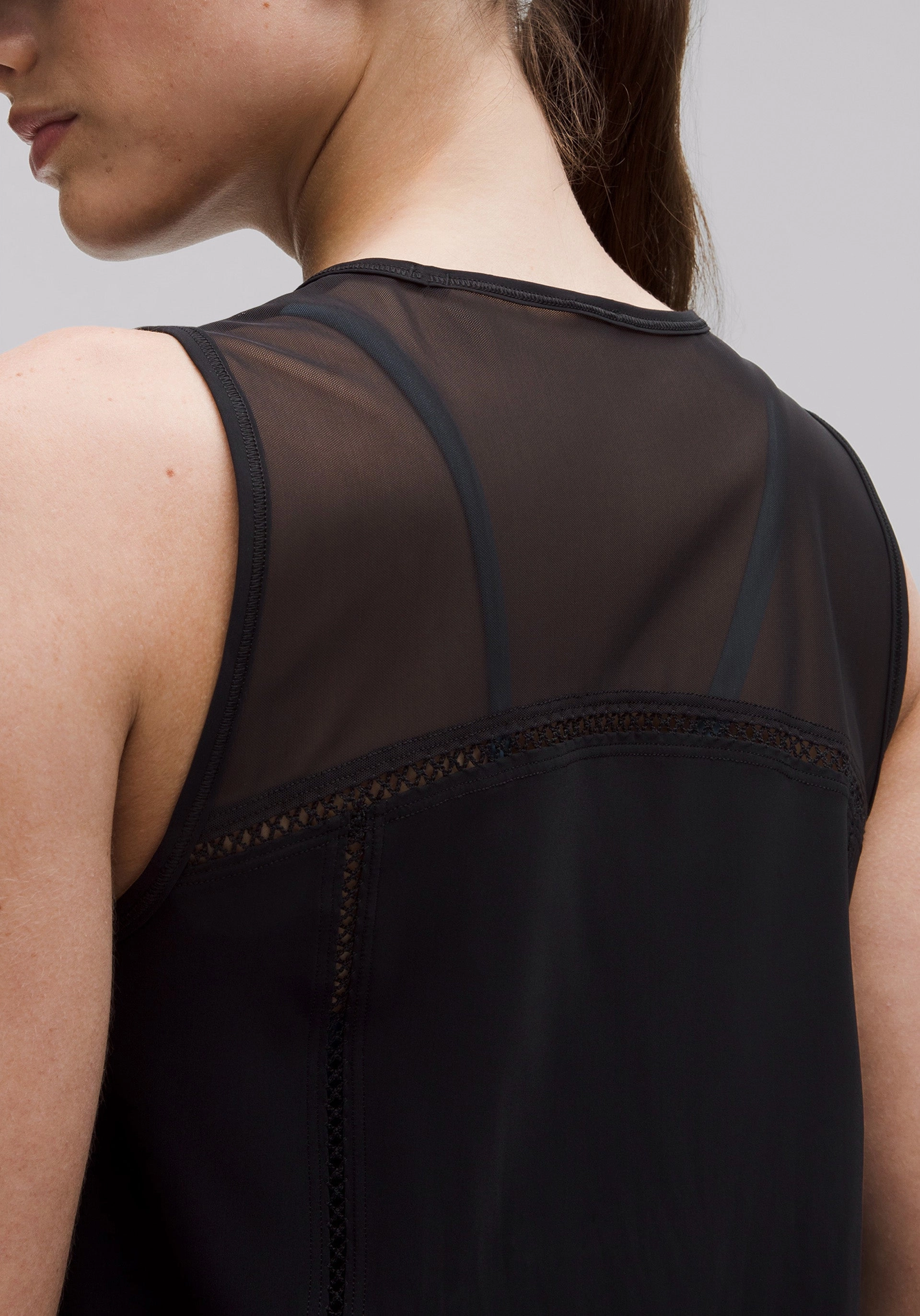 Workwear Flexible Layer Sculpt Tank and Fast and Free Short Set