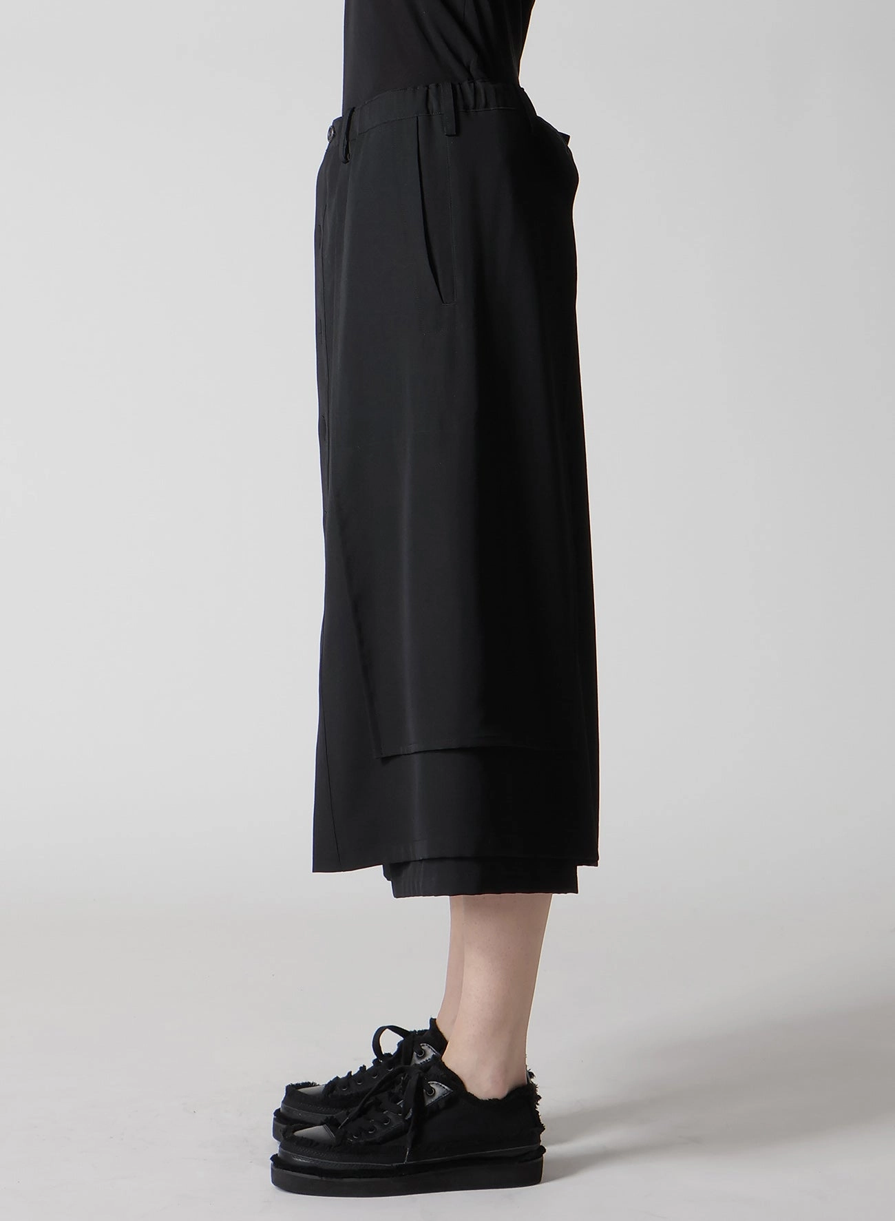 GABARDINE F BUTTON WRAP PANTS High Mobility Reinforced Knees