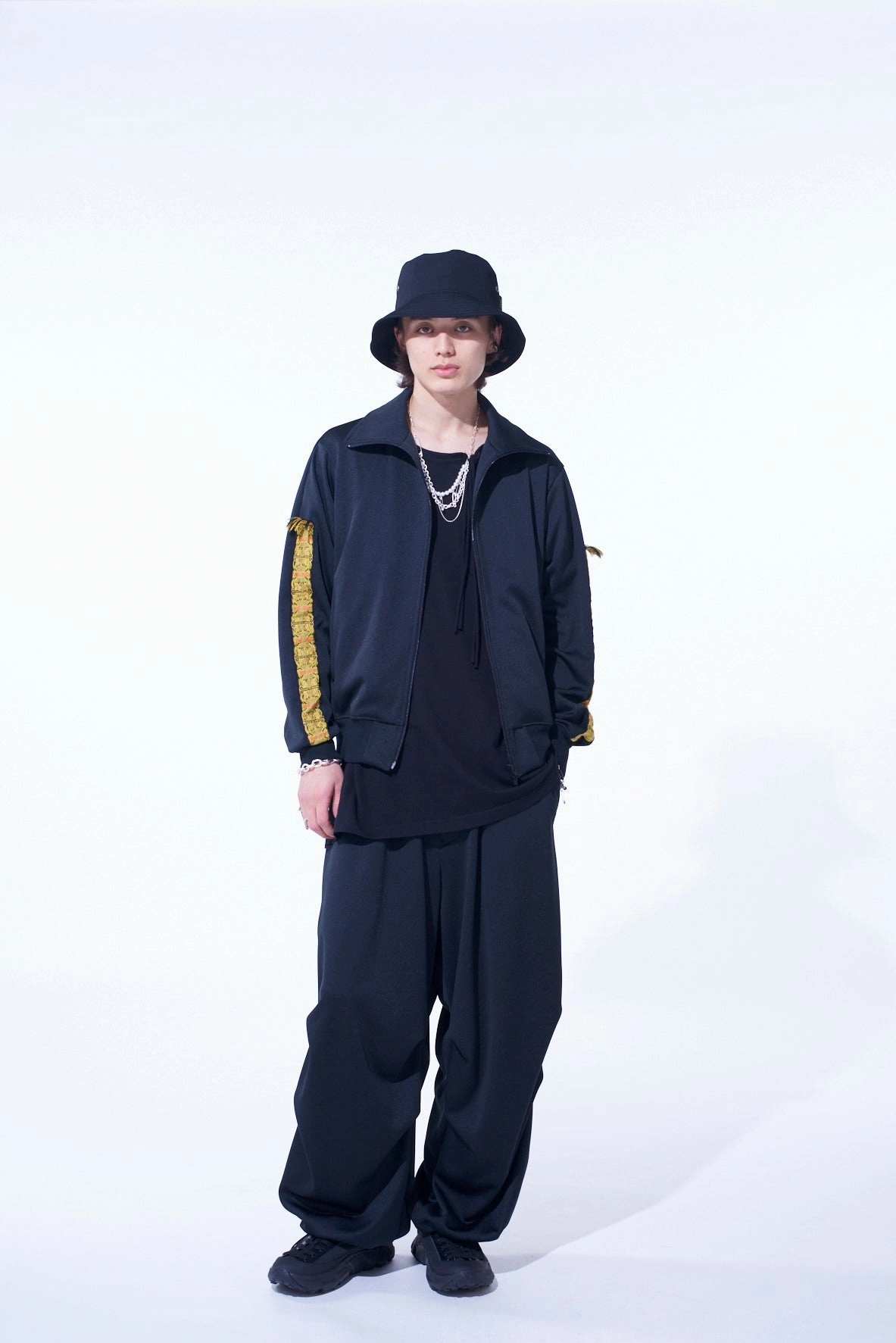 Stretch waistband Dynamic Flex Panels PE/SMOOTH JERSEY KNEE TUCK MILITARY PANTS WITH TYROLEAN TAPES