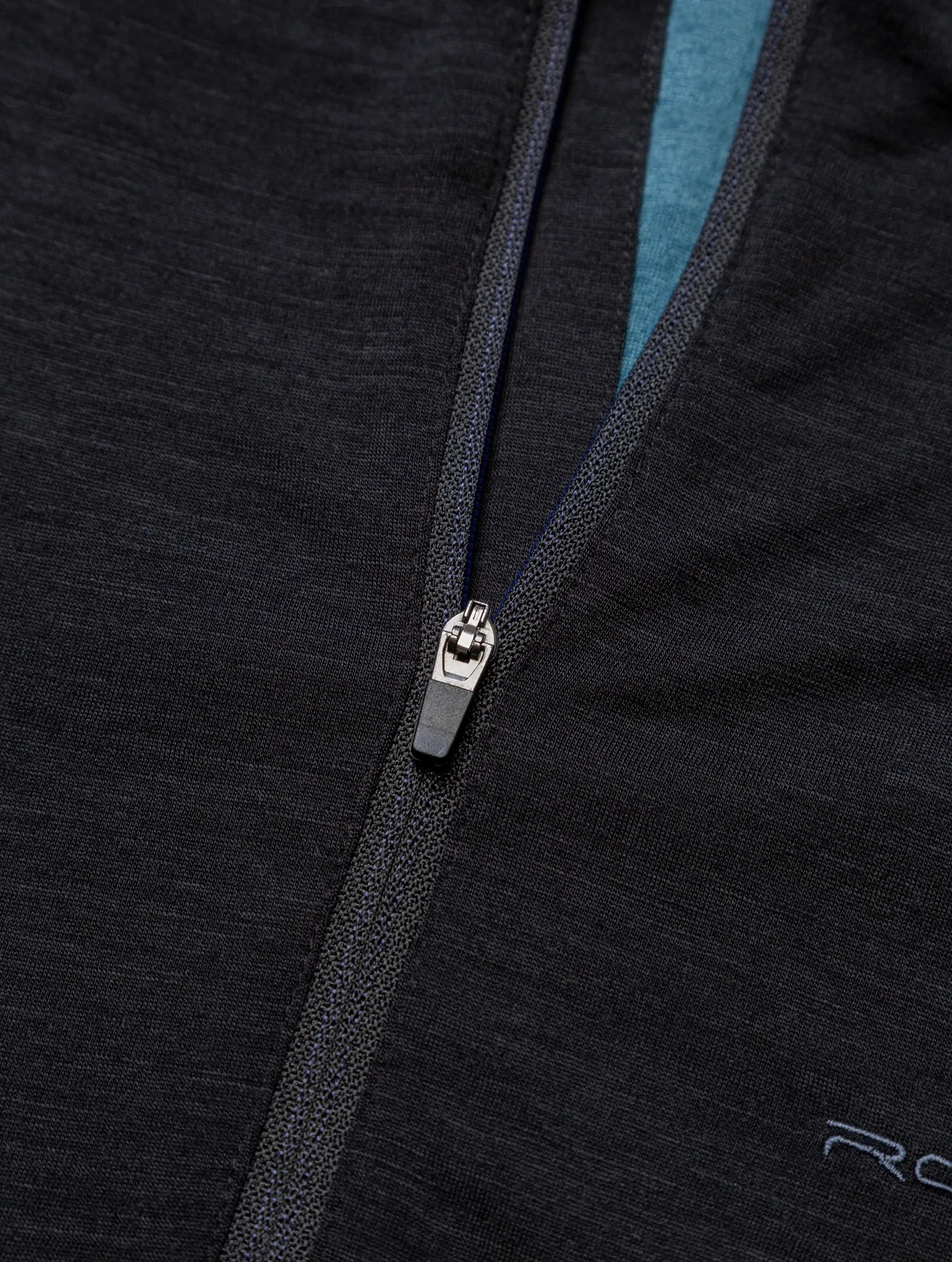 Effortless Fashion Weekend Wardrobe Ronhill Tech Merino Half Zip Long Sleeve Mens Running Top - Black