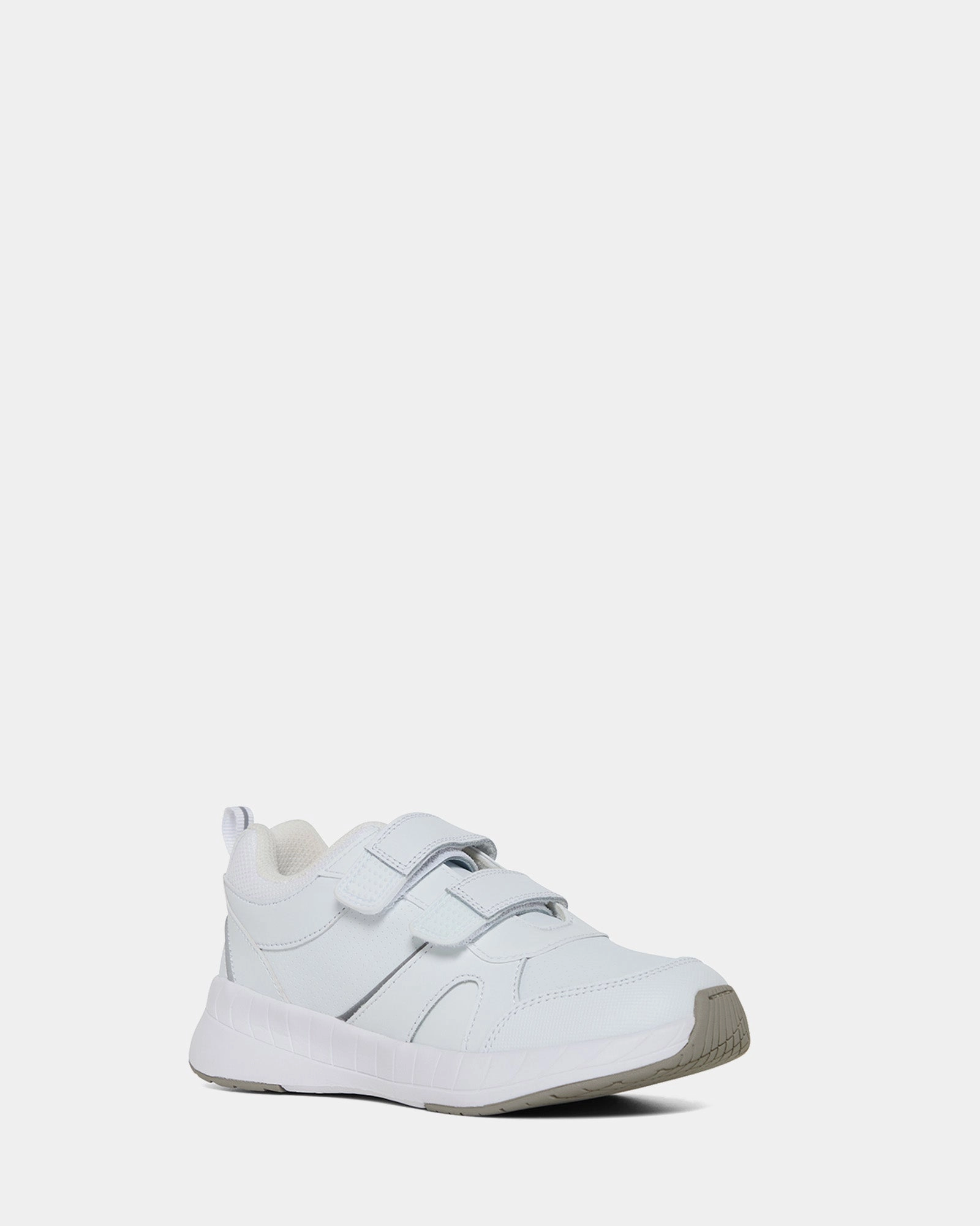 Cushion Feel Victory Walk Hustle White