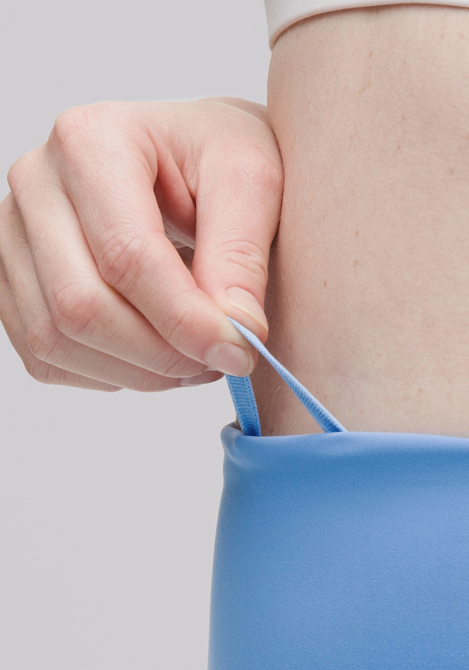 Day Ready Wunder Train High-Rise Crop with Pockets 23"