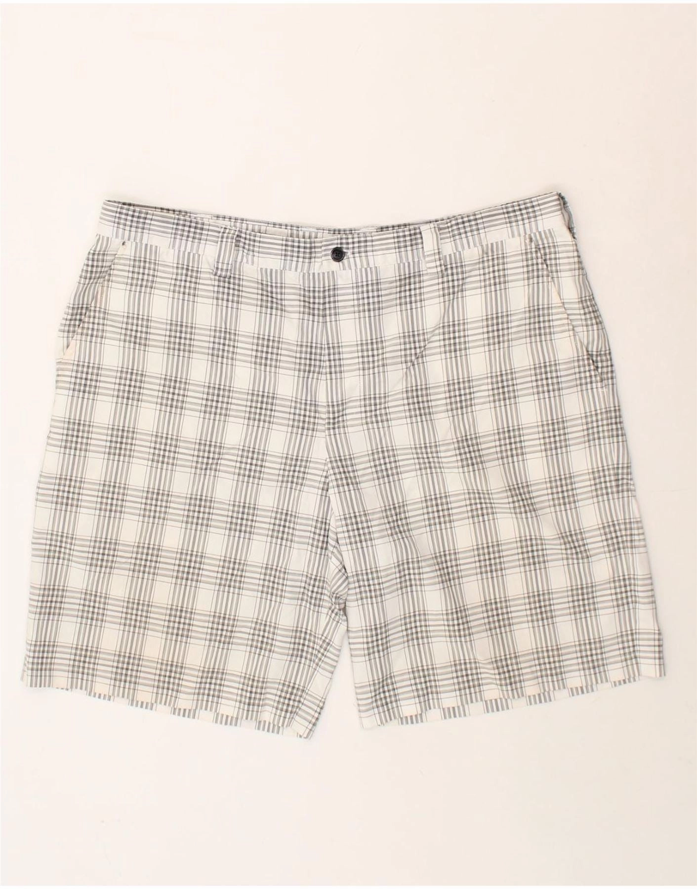 IZOD Mens Chino Shorts W40 XL Grey Check Polyester Breeze Ready