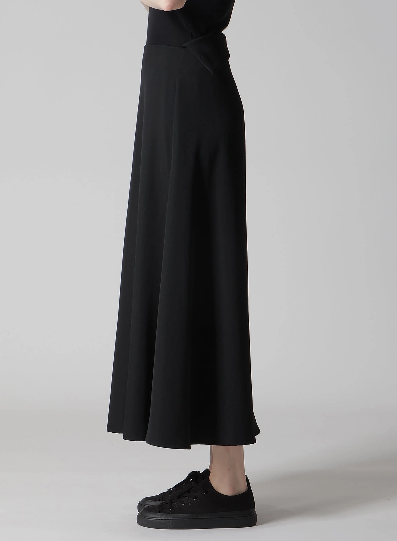 Layered Wear Performance Ready GABARDINE R POCKET SKIRT