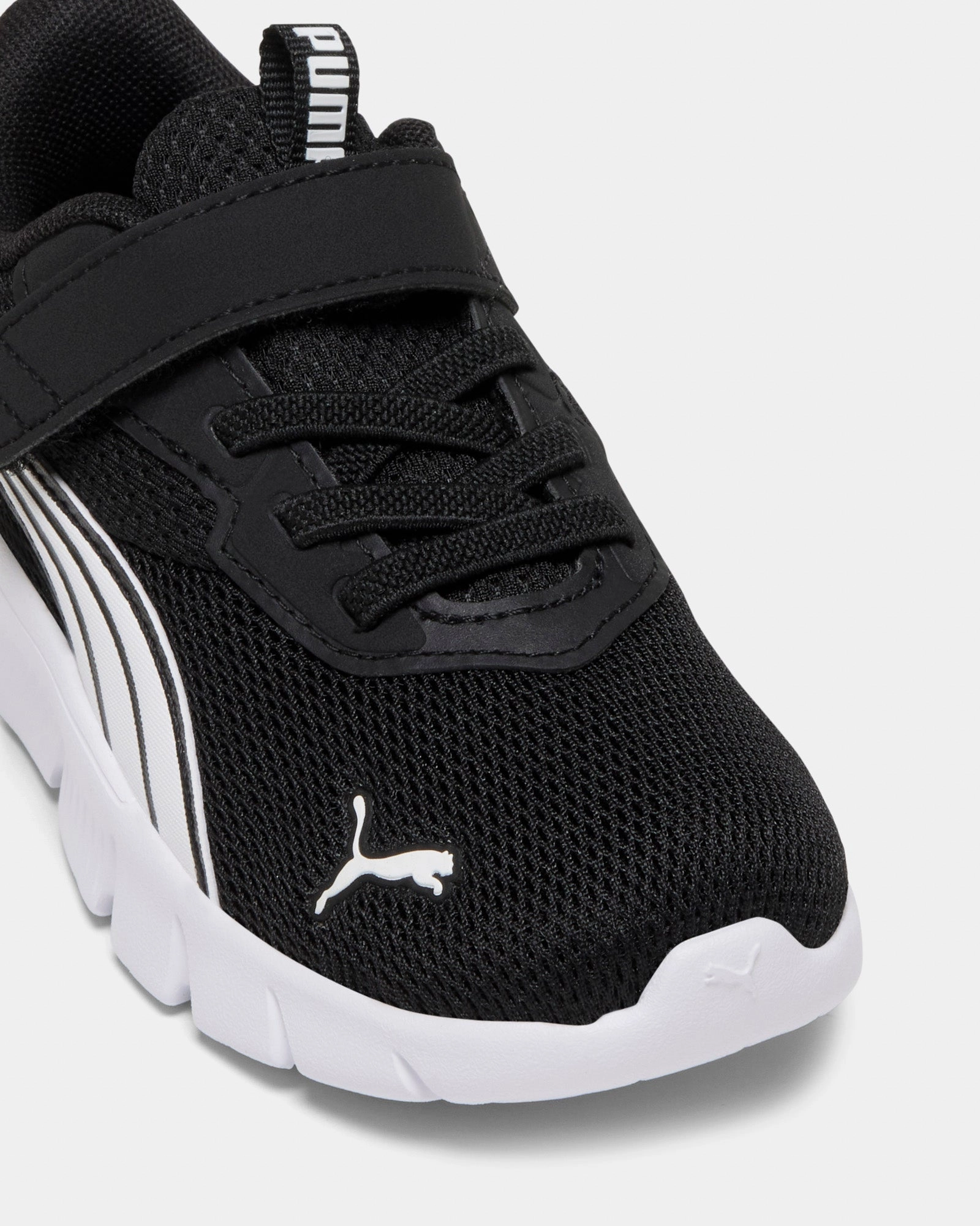 Knit Upper Material Foot Wellness Flexfocus Modern Ac  Inf B Black/White