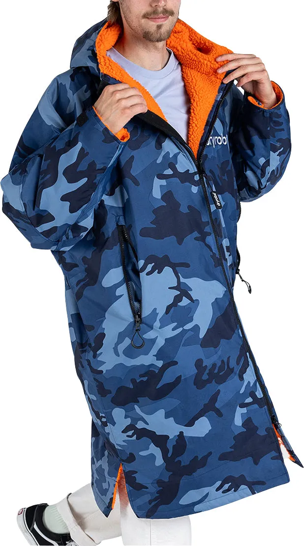 Unwind Mode Dryrobe Advance Long Sleeve Changing Robe - Blue Camo