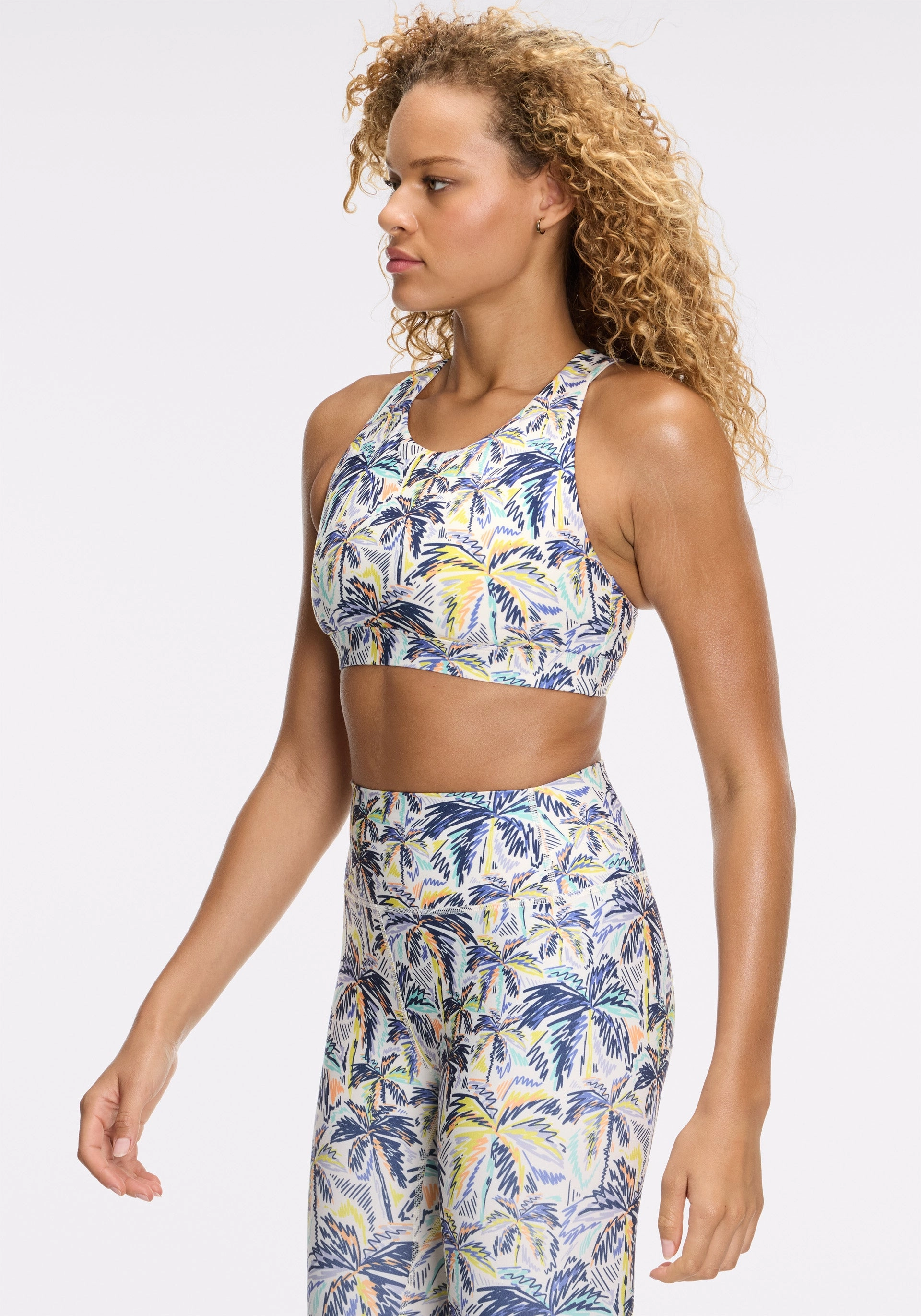 Cadent V-Back Bra Flatlock stitching seams