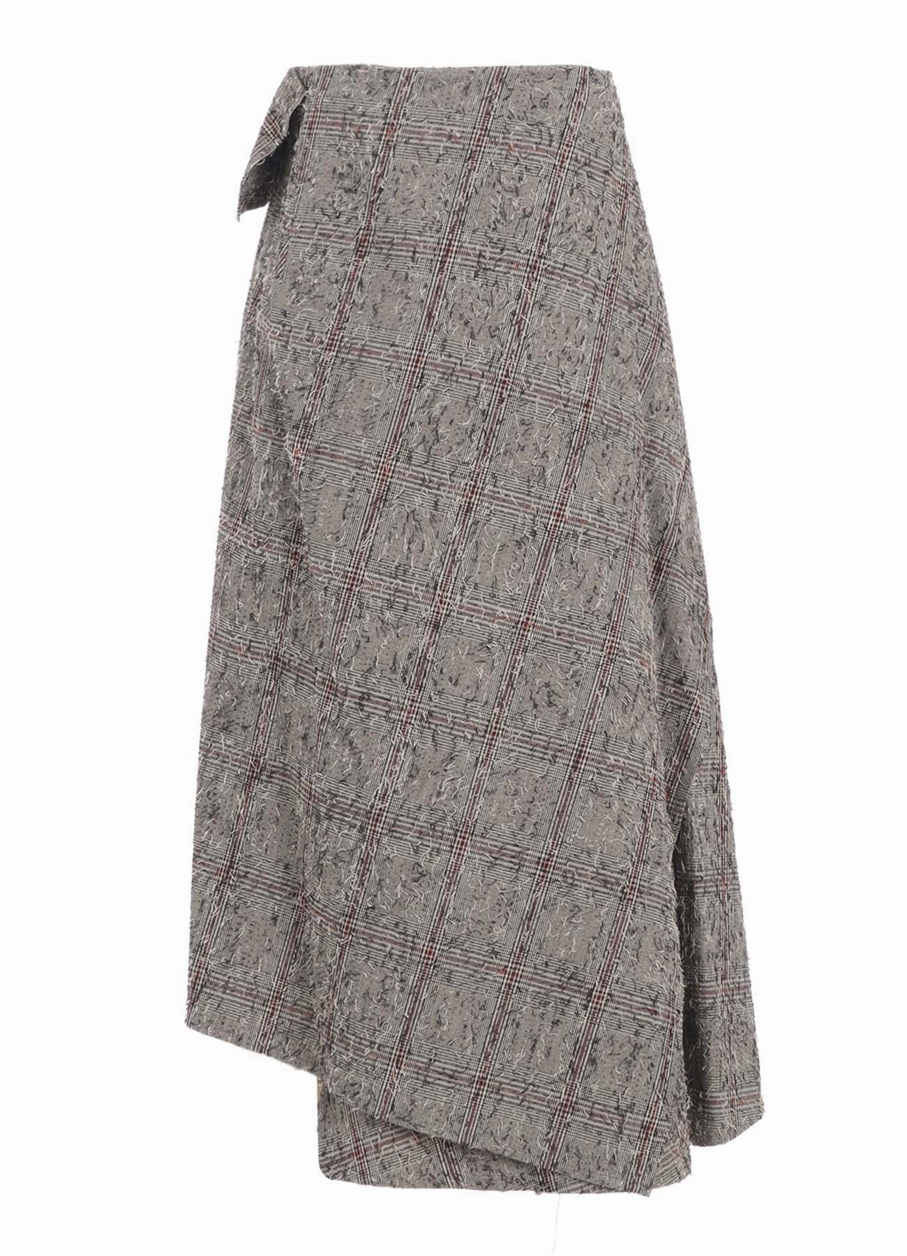 NEEDLE-PUNCHED ASYMMETRIC SKIRT BreathableMeshLining WrinkleFreeFinish