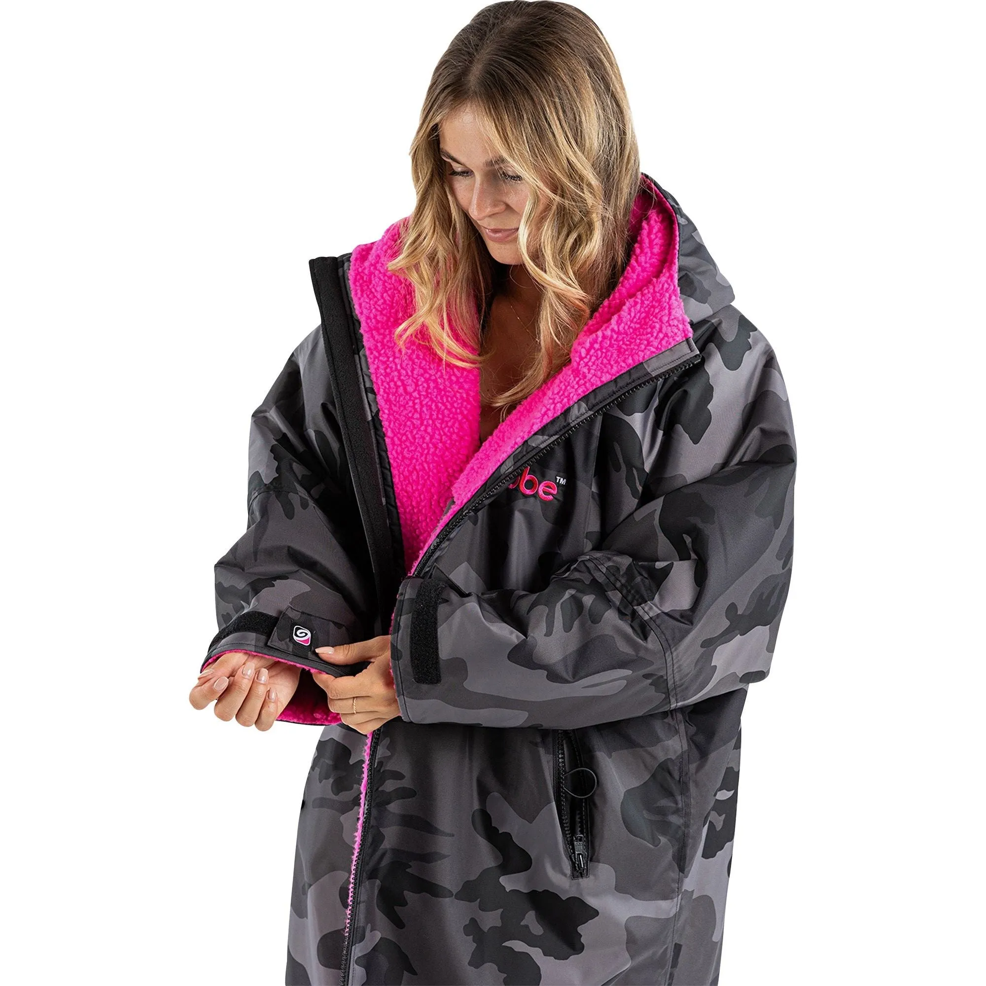 Dryrobe Advance Long Sleeve Changing Robe - Black Camo Casual Look Gentle Feel