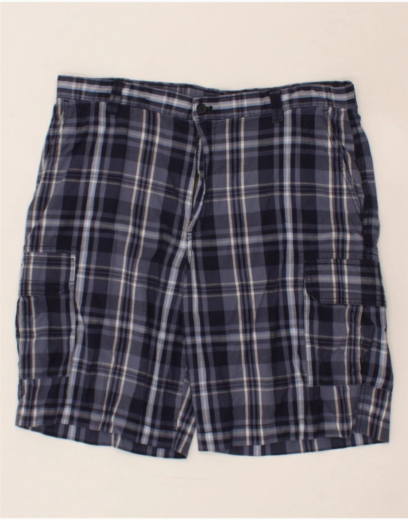 Trendy Style No Ride Up Silicone Grip IZOD Mens Cargo Shorts W36 Large Navy Blue Check