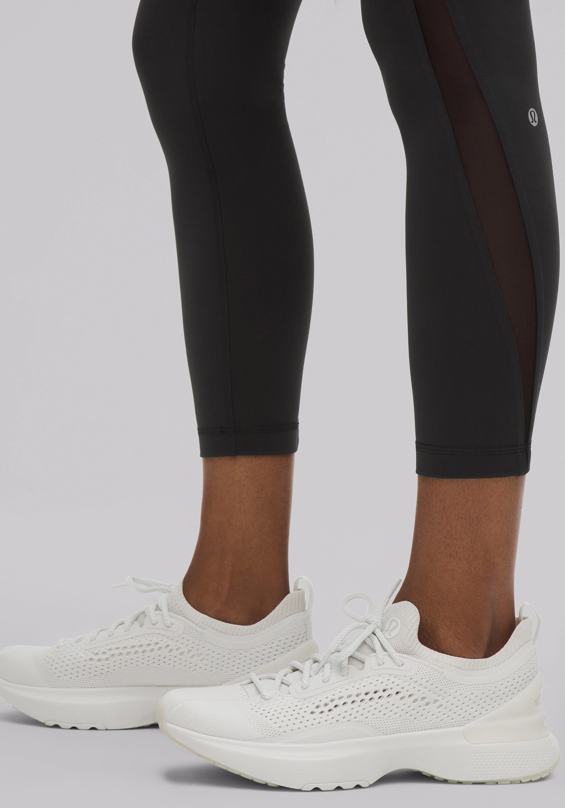 Comfortable Performance Thermal Warm Travel Enthusiast Wunder Train Mesh Panel High-Rise Tight 25"