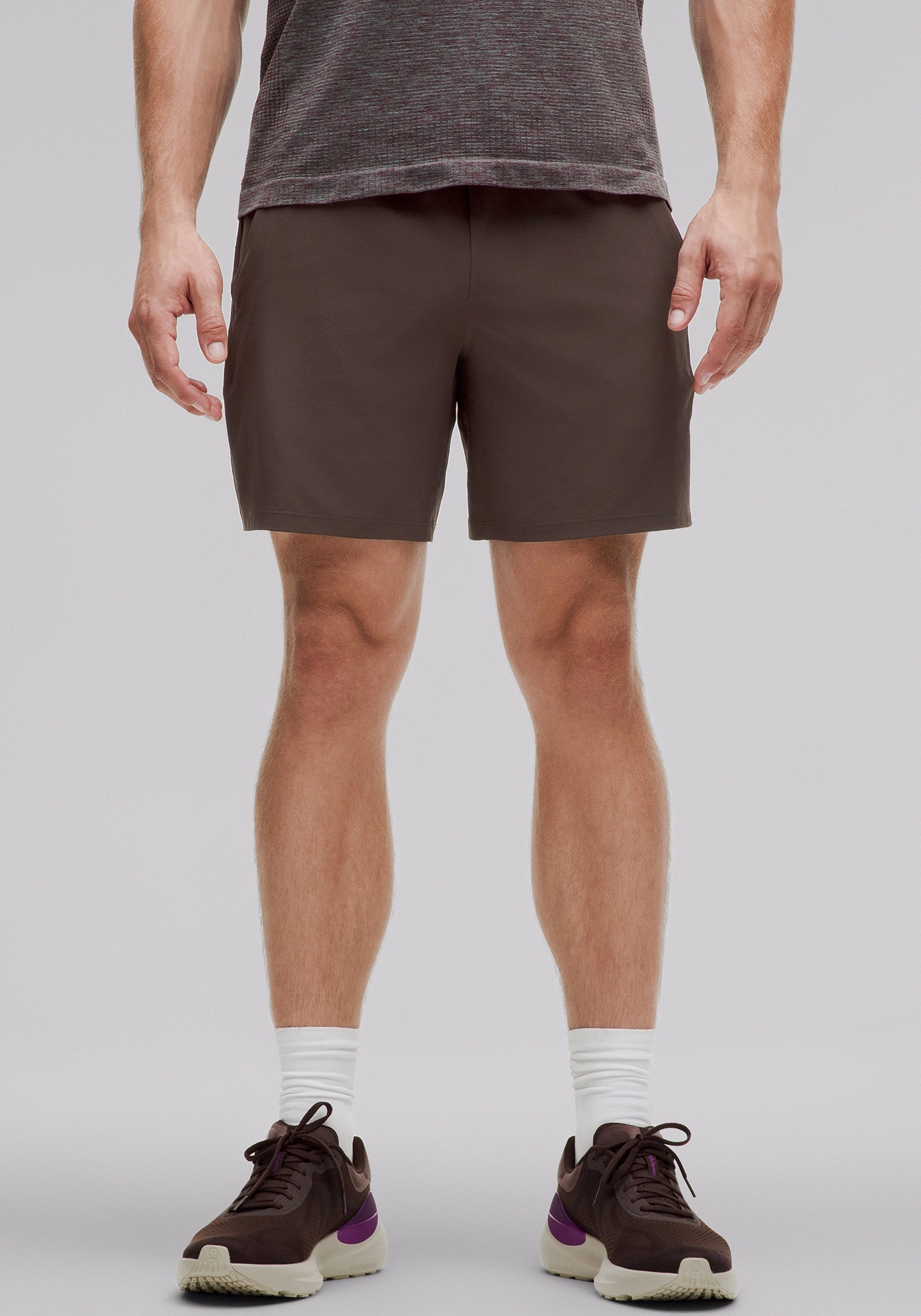 Light Coverage Everyday Ease Pace Breaker Linerless Short 7"