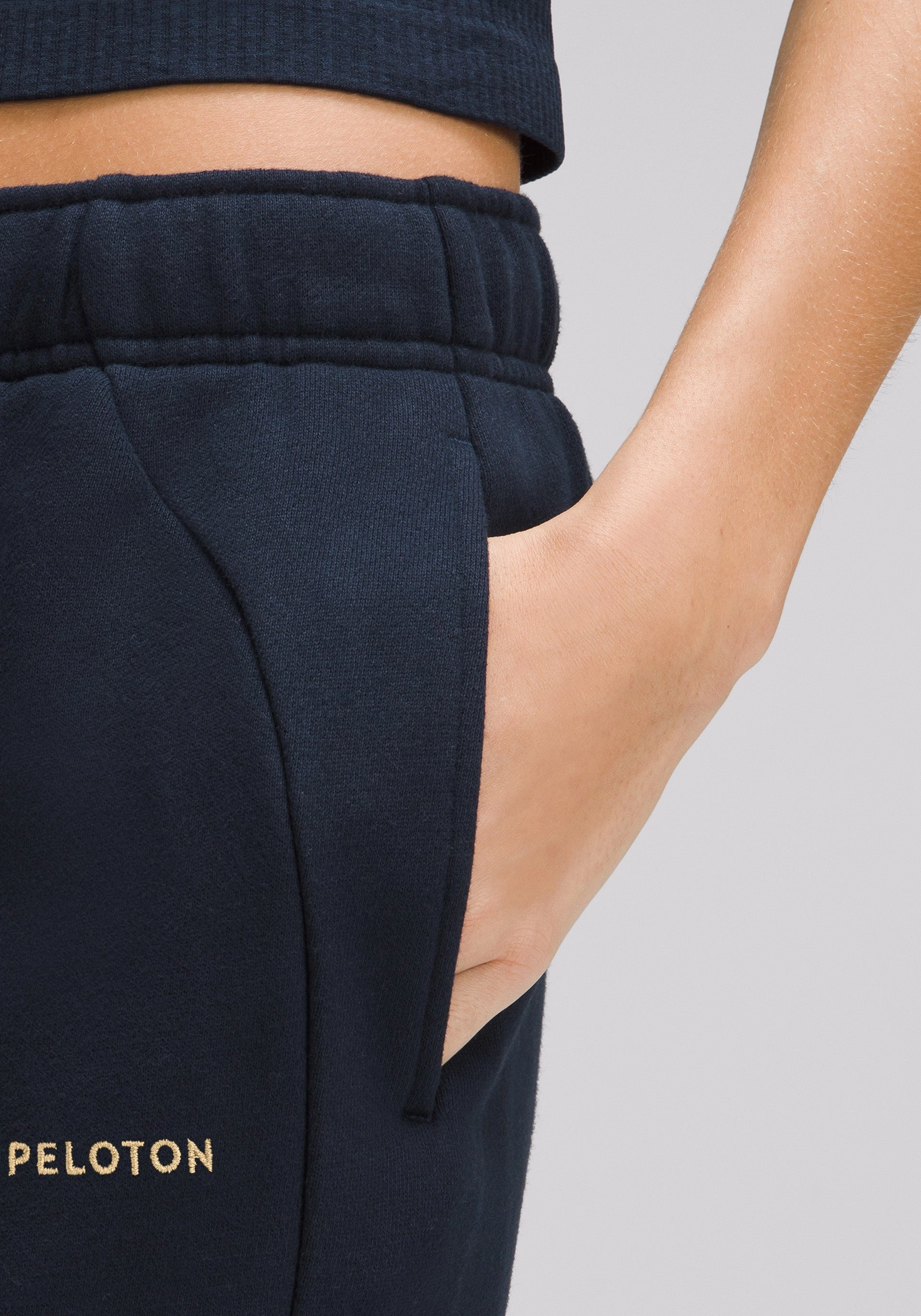 WindResistantMaterial Scuba Mid-Rise Oversized Jogger | Regular