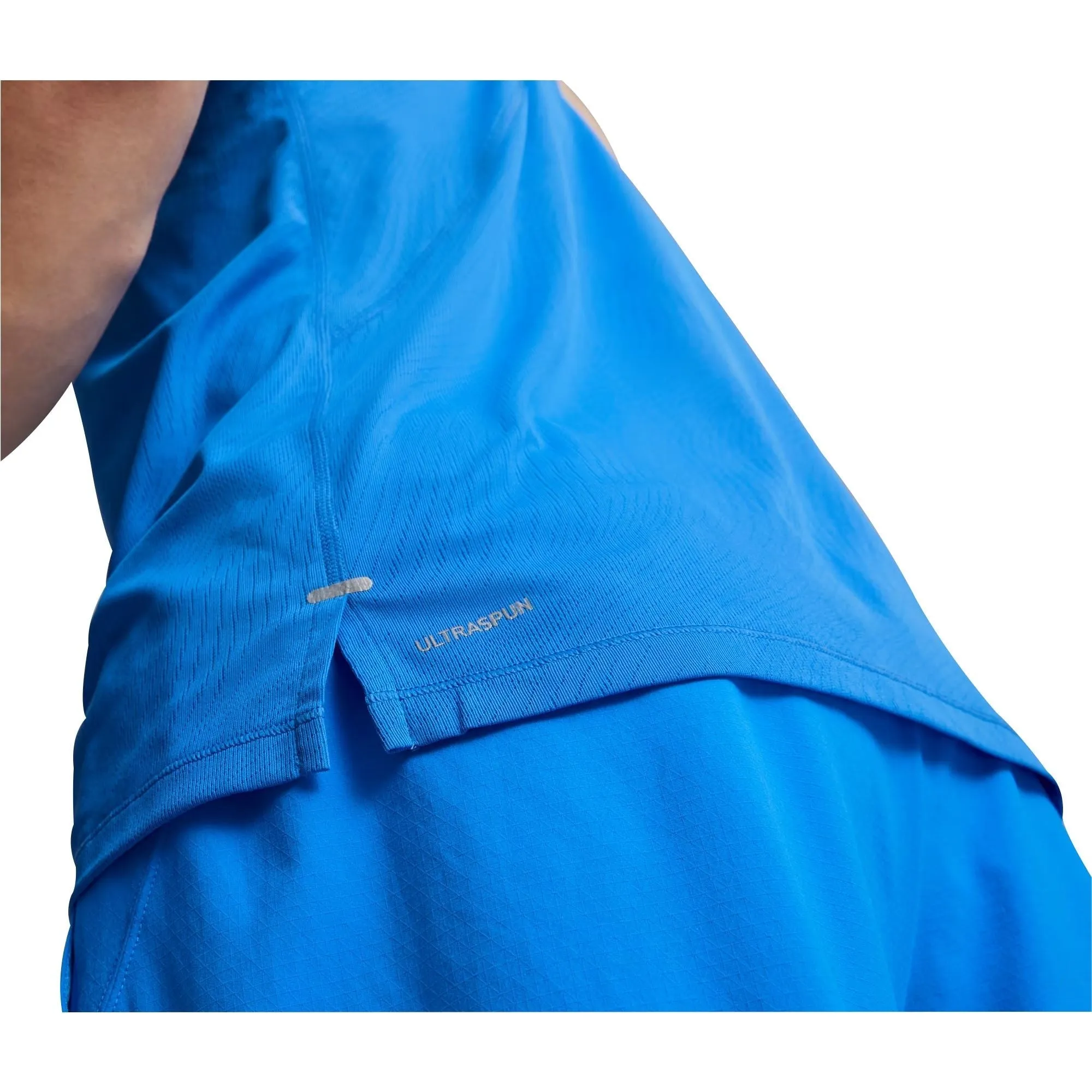 Travel Style Trend Light and Breathable Puma Ultraspun Mens Running Vest - Blue