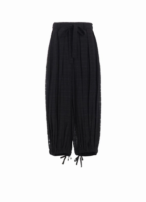 PLAID TUCKED PANTS Layer-Friendly Fit