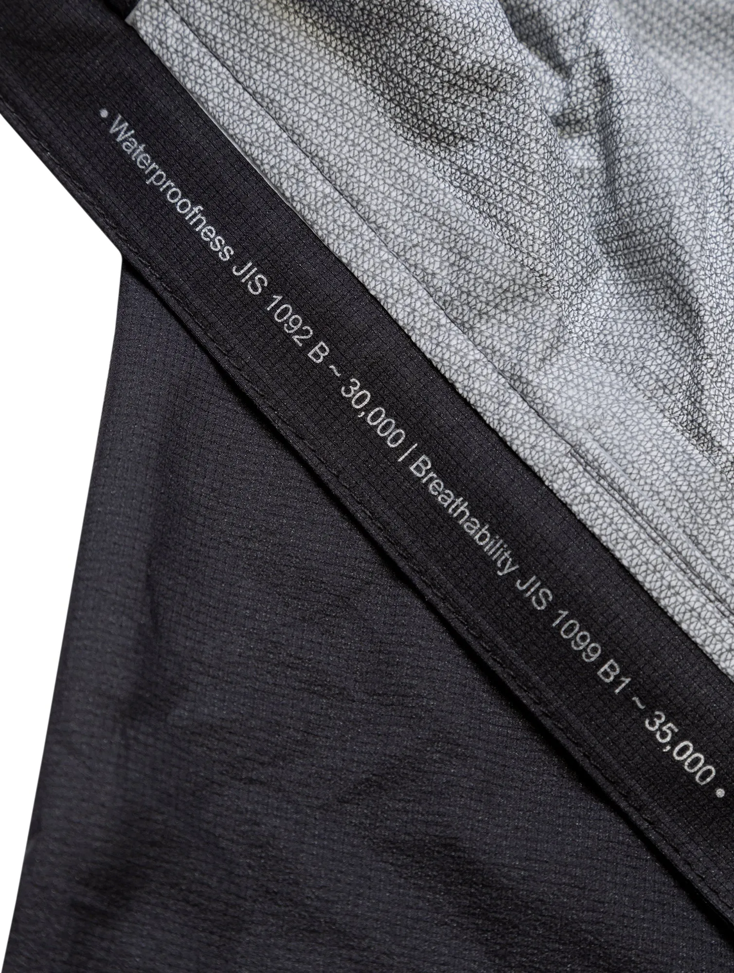 Ronhill Tech Fortify Mens Running Jacket - Black Easy Movement