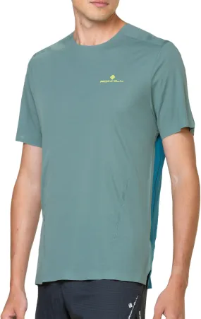 Bright and Bold Ronhill Tech Race Short Sleeve Mens Running Top - Green
