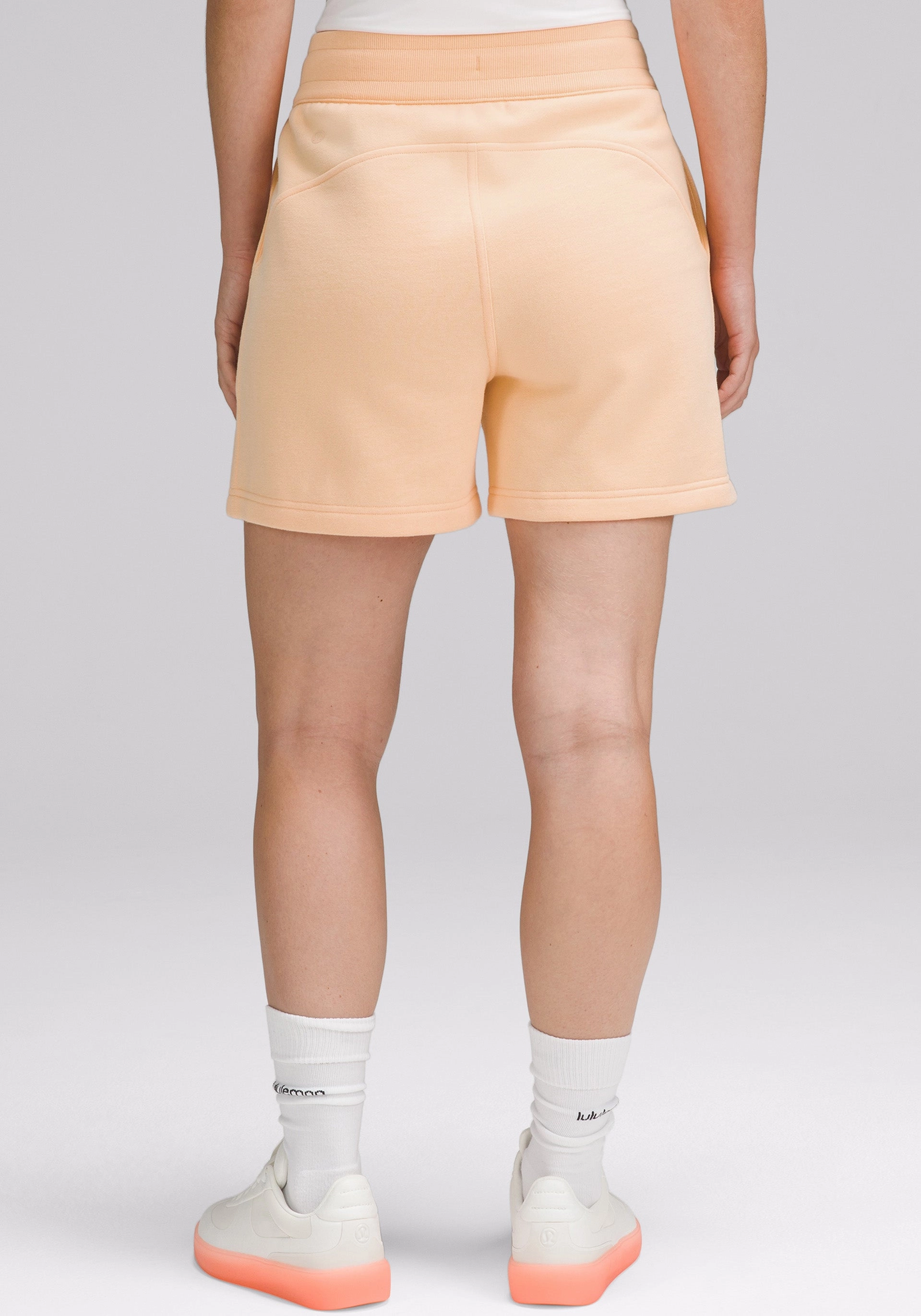 Scuba High-Rise Short 5" Chilly Weather