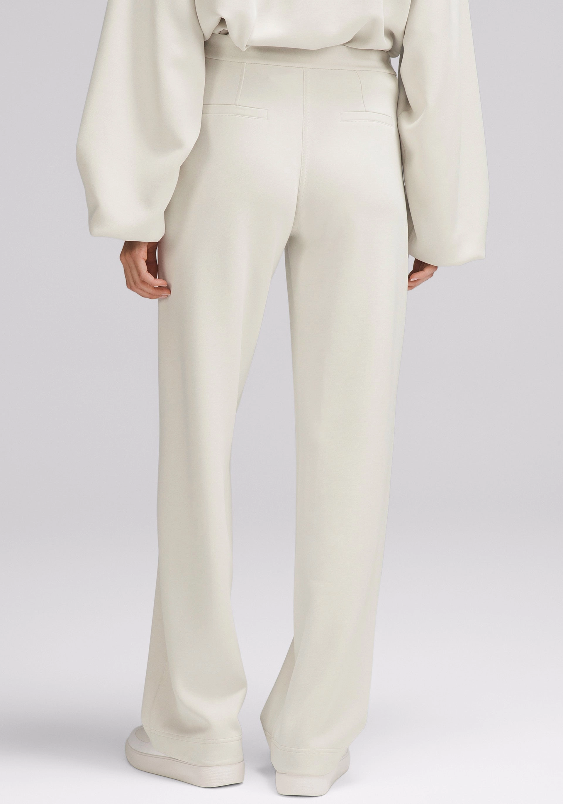 Softstreme Pintuck Mid-Rise Pant | Regular Tapered ankle