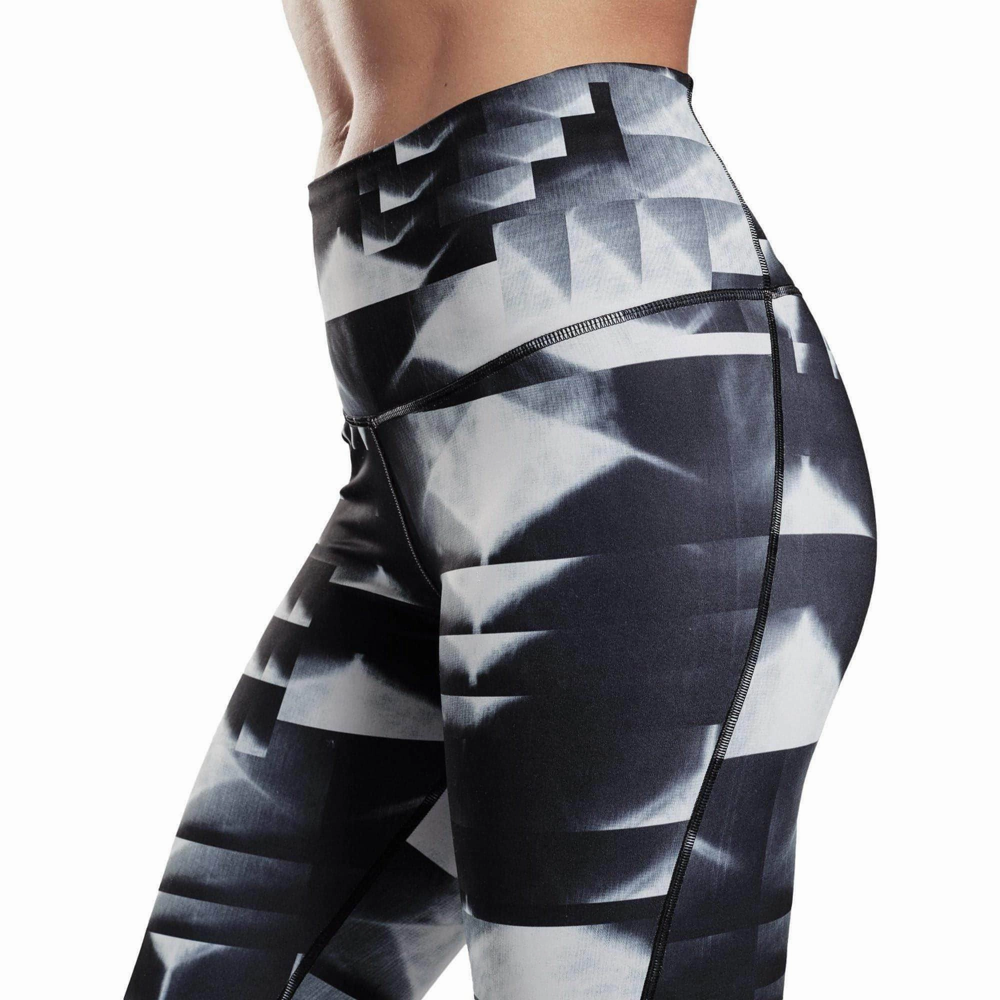 Ultra Comfort Reebok Sudio Lux 2.0 High Rise Womens Long Training Tights - Black