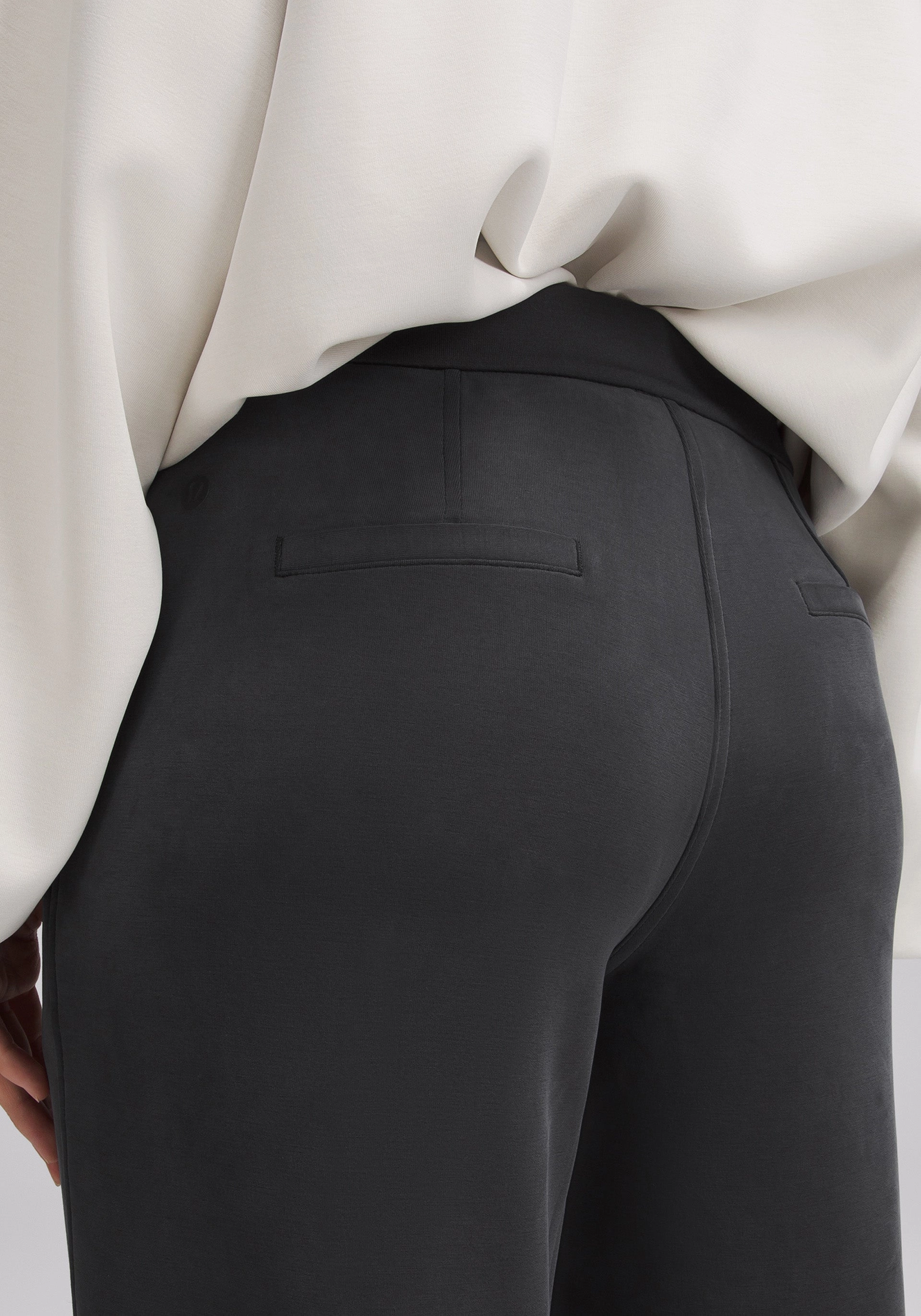 Softstreme Pintuck Mid-Rise Pant | Regular Laser cut Elastic waist