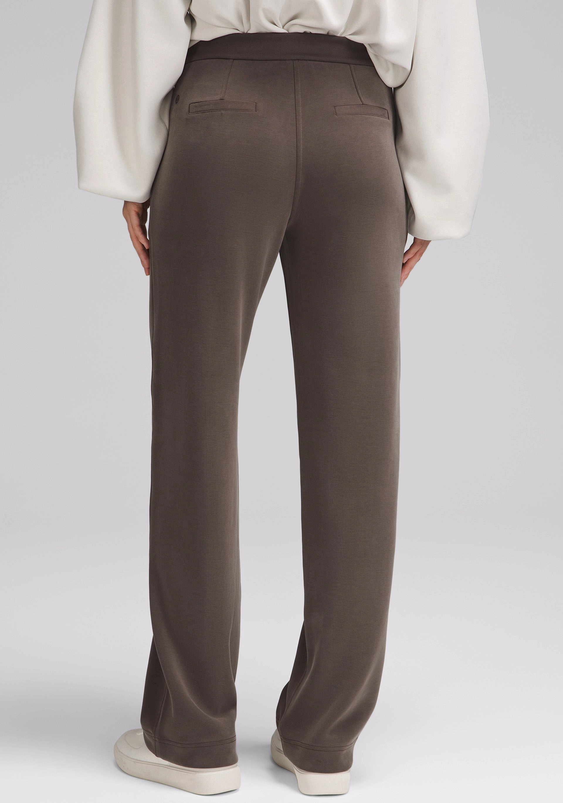 Compact Pack MoistureWickingLining Softstreme Pintuck Mid-Rise Pant | Regular