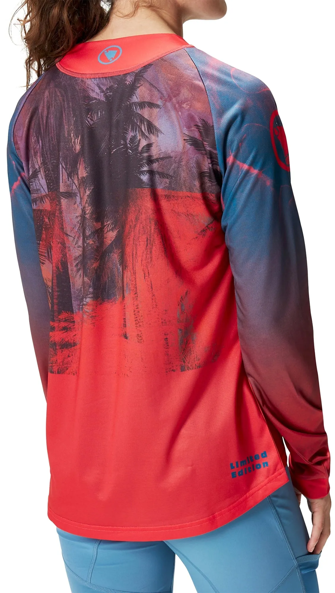 Endura Tropical Long Sleeve Womens Cycling Jersey - Red Temperature Regulating Casual Essential Wear