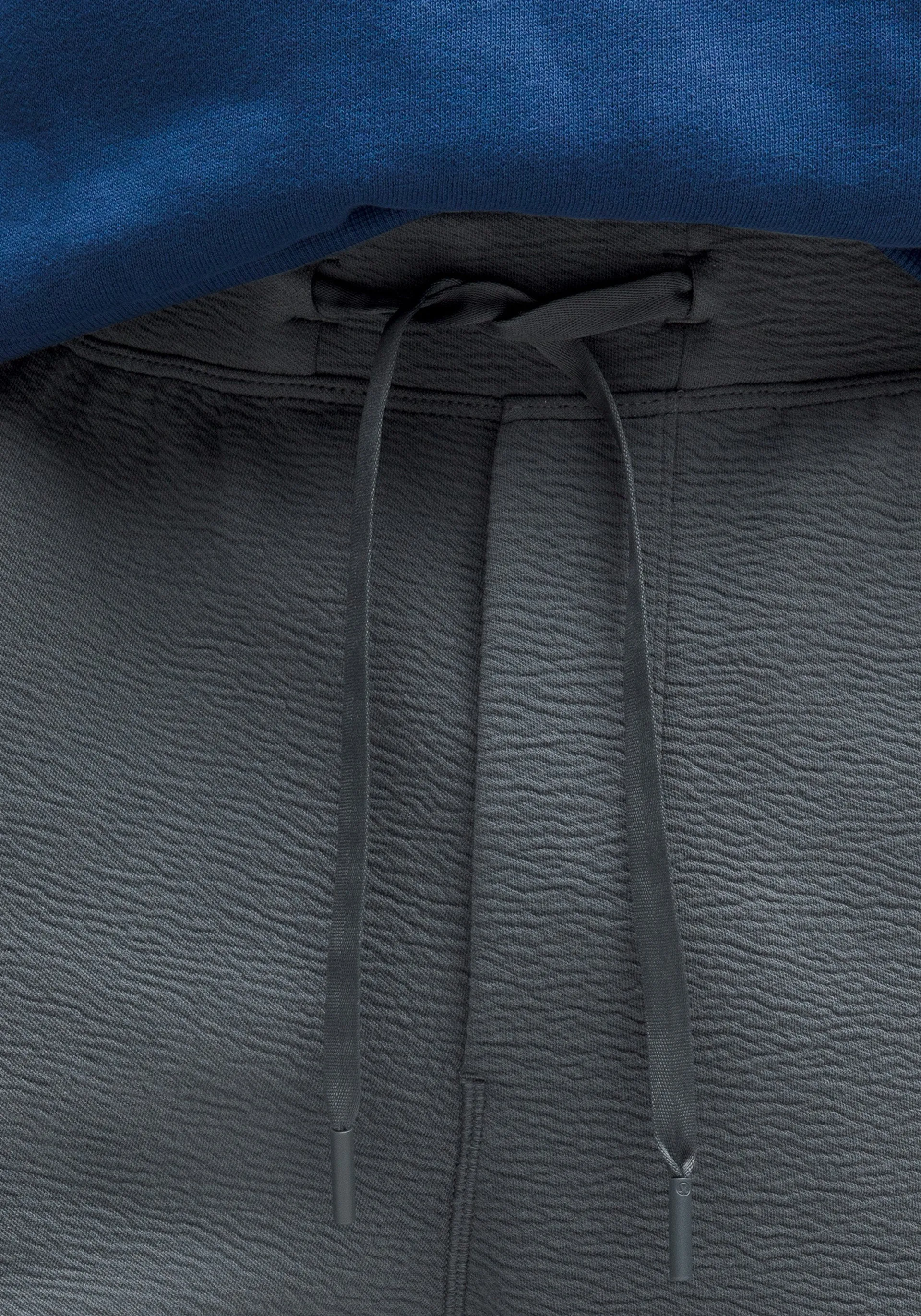 Textured Spacer Classic-Tapered Pant Chic Fit HypoallergenicMaterial