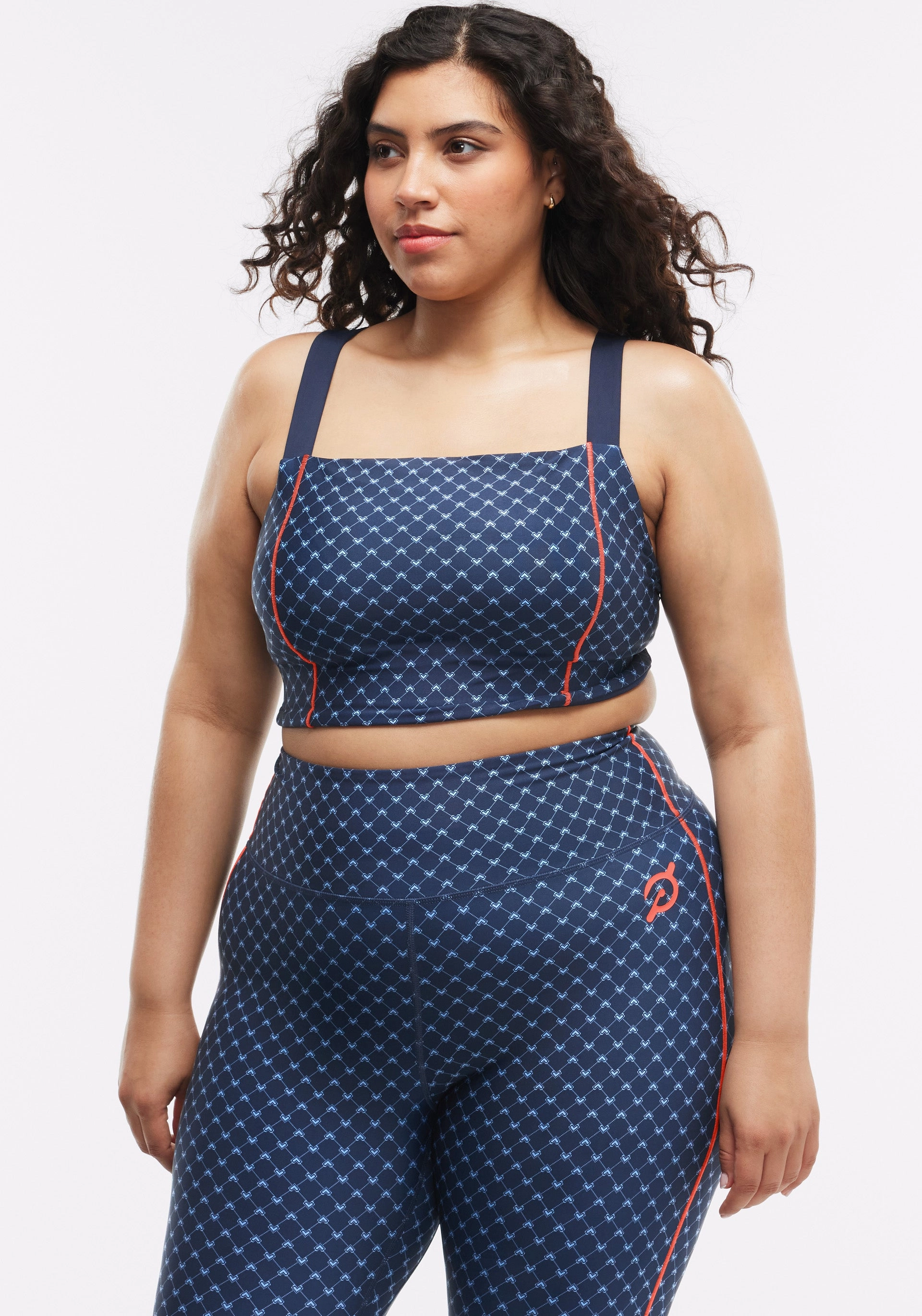 Non-Restrictive Support Endurance Light Square Neck Bra