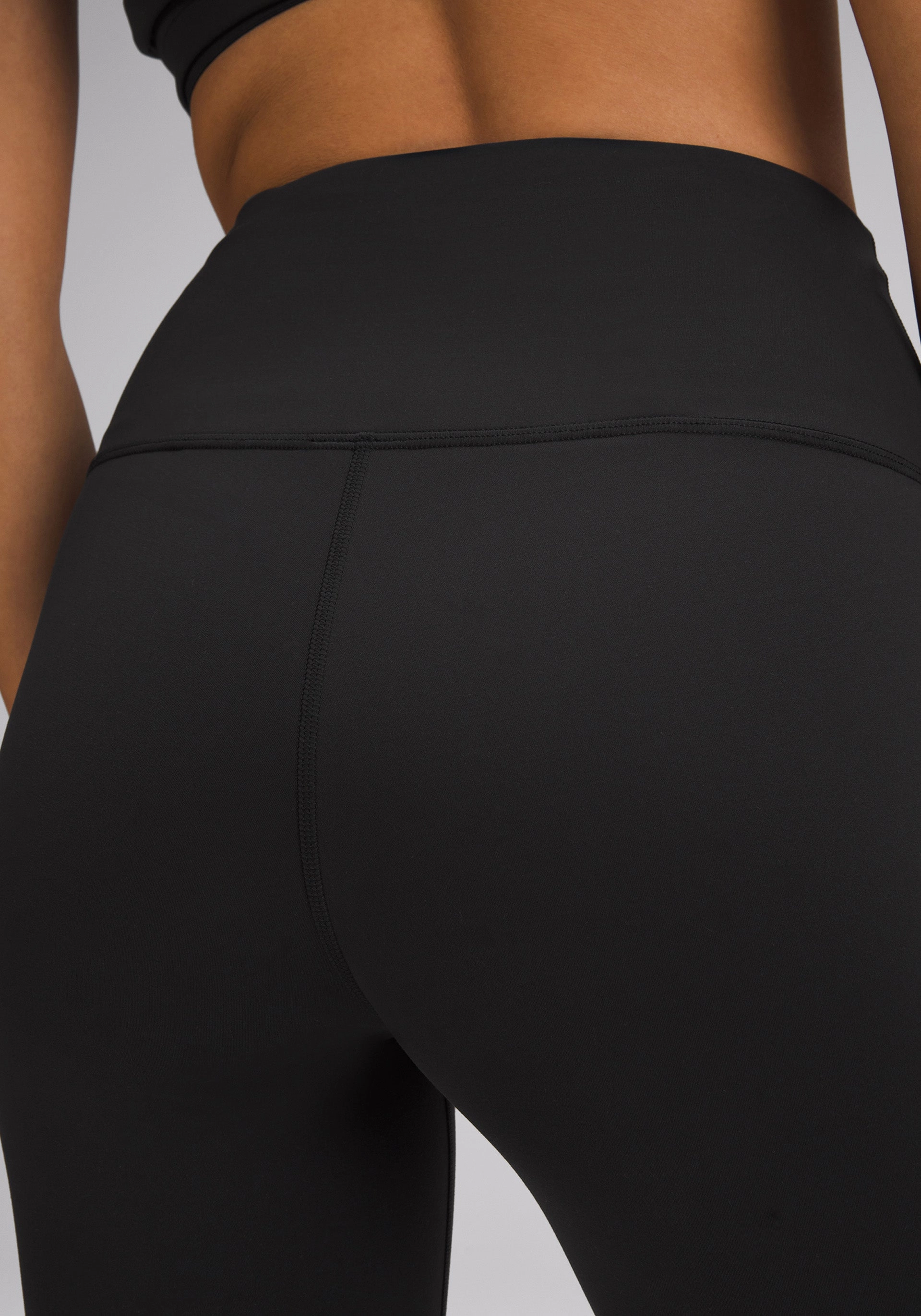 Flattering Cut Budget Friendly Morning Stretch Wunder Train High-Rise Tight 25" | Hem Slit