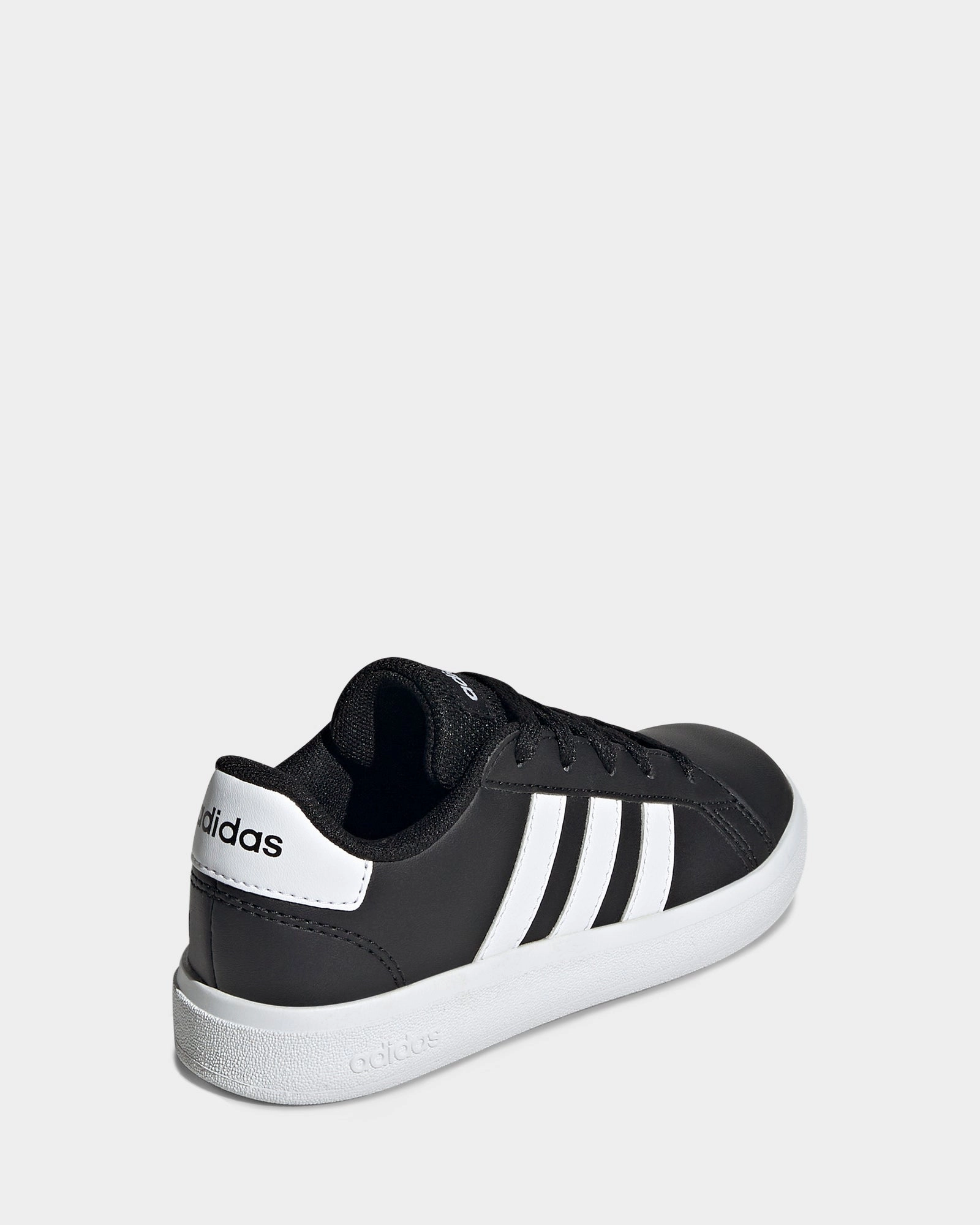 Grandcourt 2.0 K B Black/White Memory Foam Insole Layer City Hustle