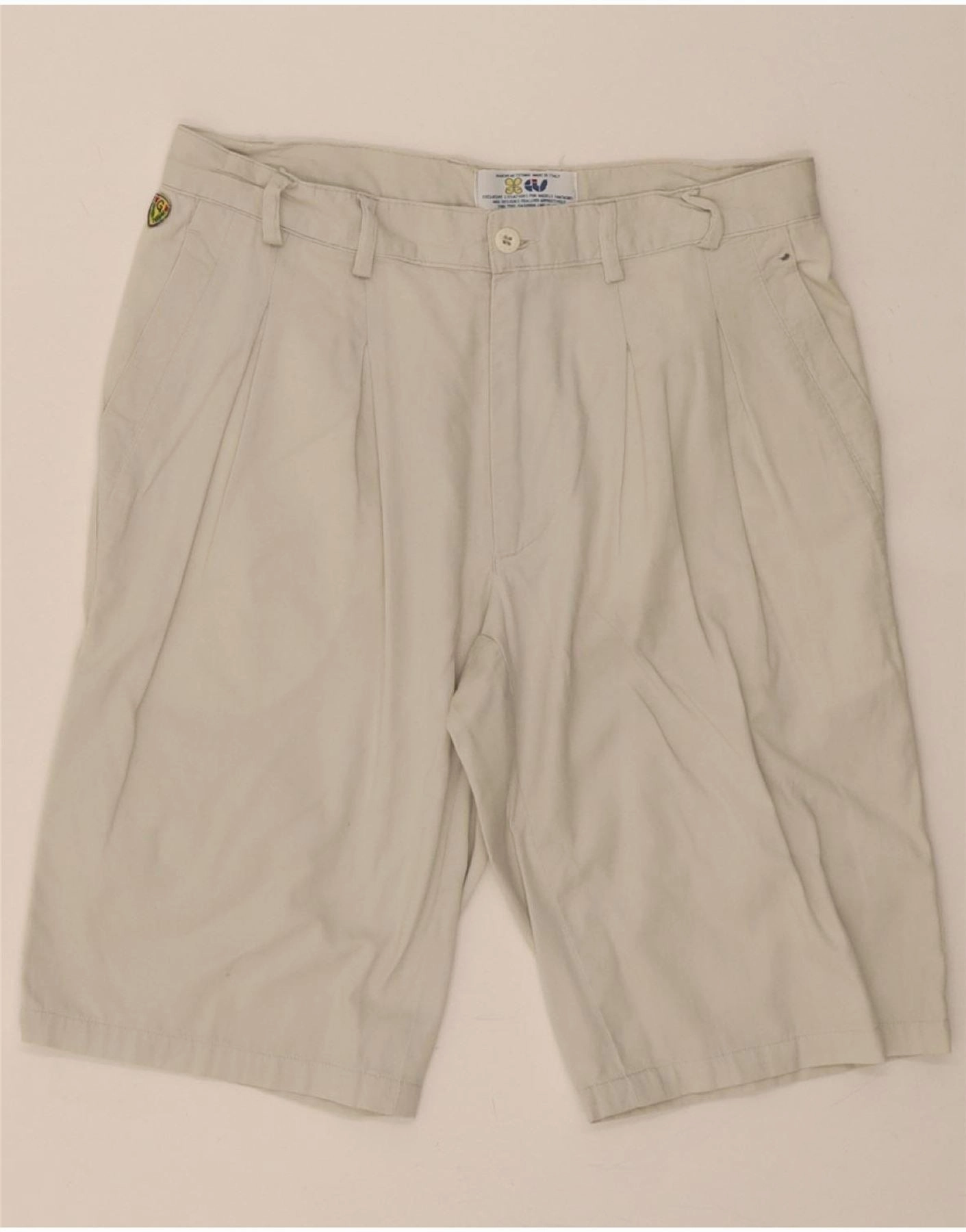 Leather Look yoga clothing VINTAGE Mens Pegged Casual Shorts W30 Medium  Off White