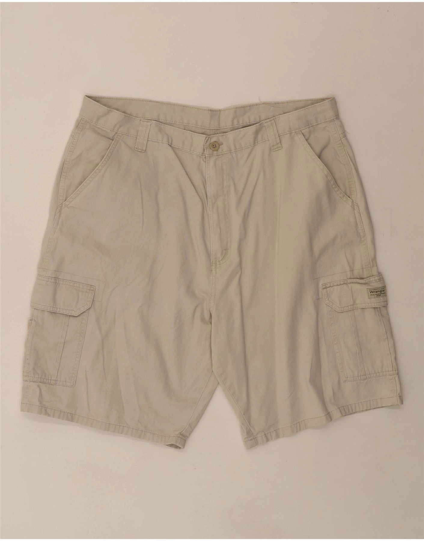 Sleek Comfort WRANGLER Mens Cargo Shorts W40 XL Beige Cotton