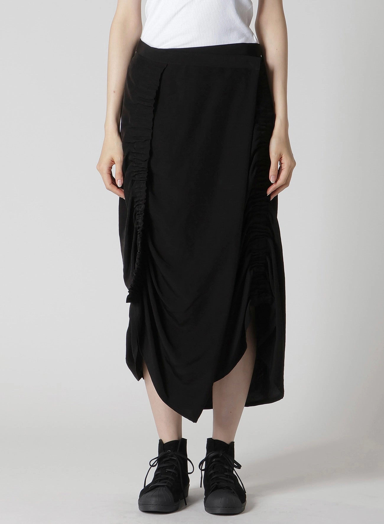 Performance Design Fit Minimal Look WRAP SKIRT